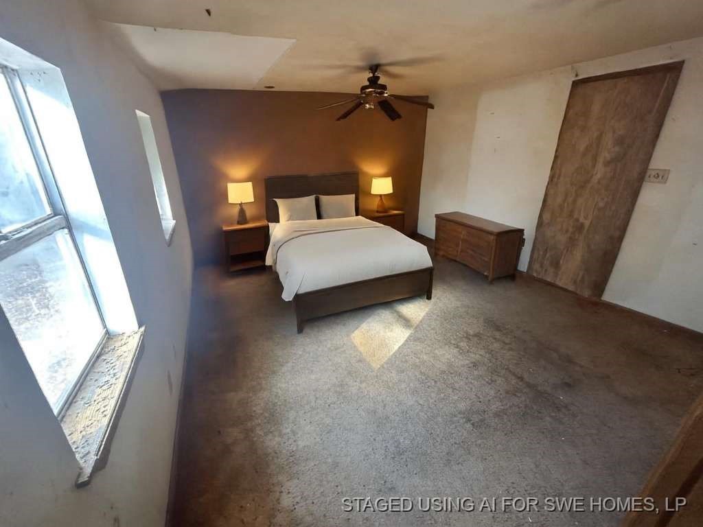 710 E Walnut Street Property Photo 8