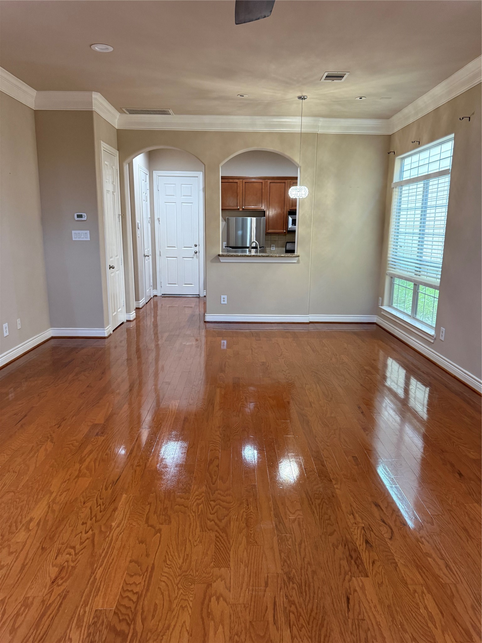 9006 Lakes At 610 Drive Property Photo 3