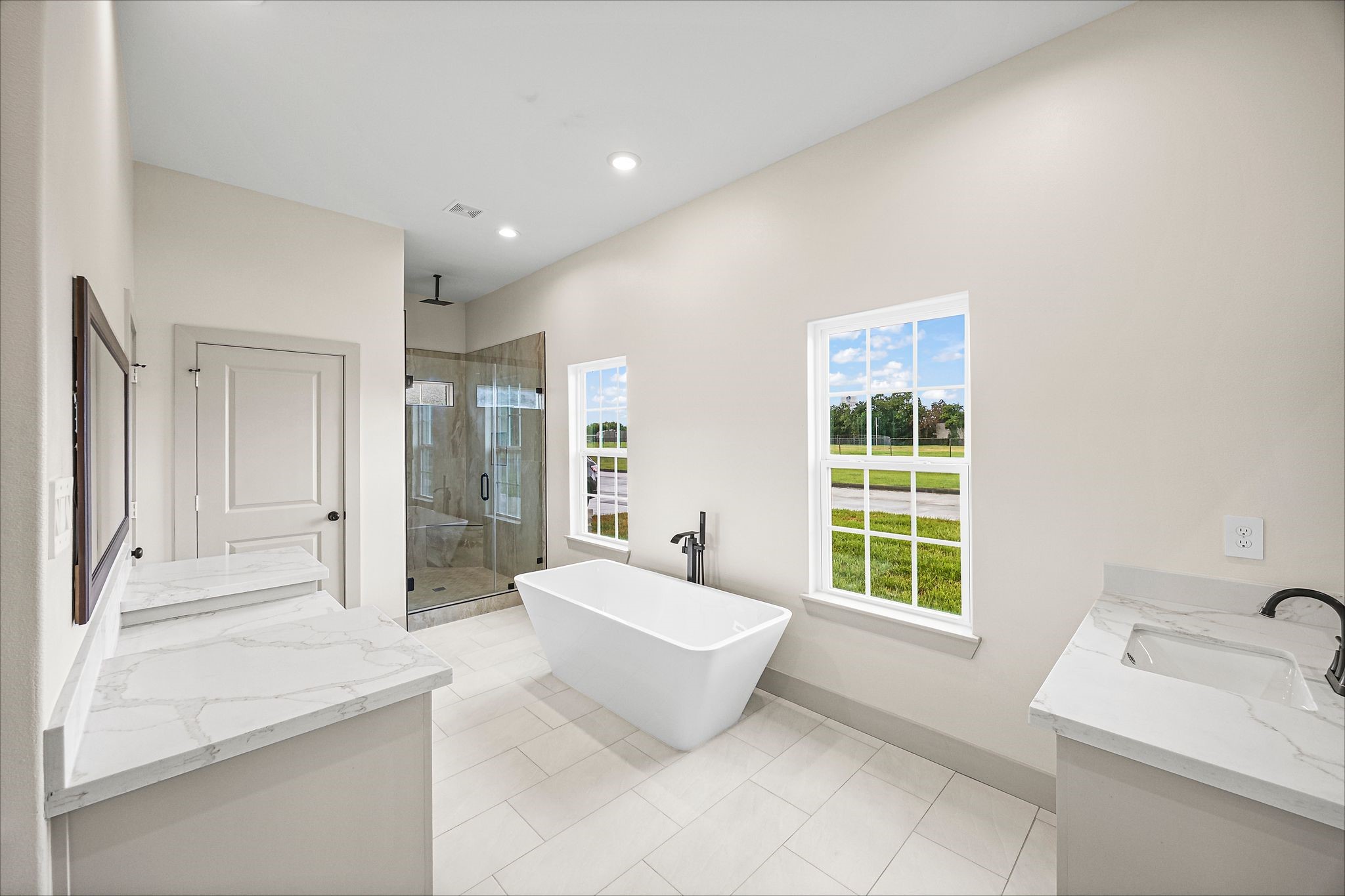5300 Hemlock Drive Property Photo 19