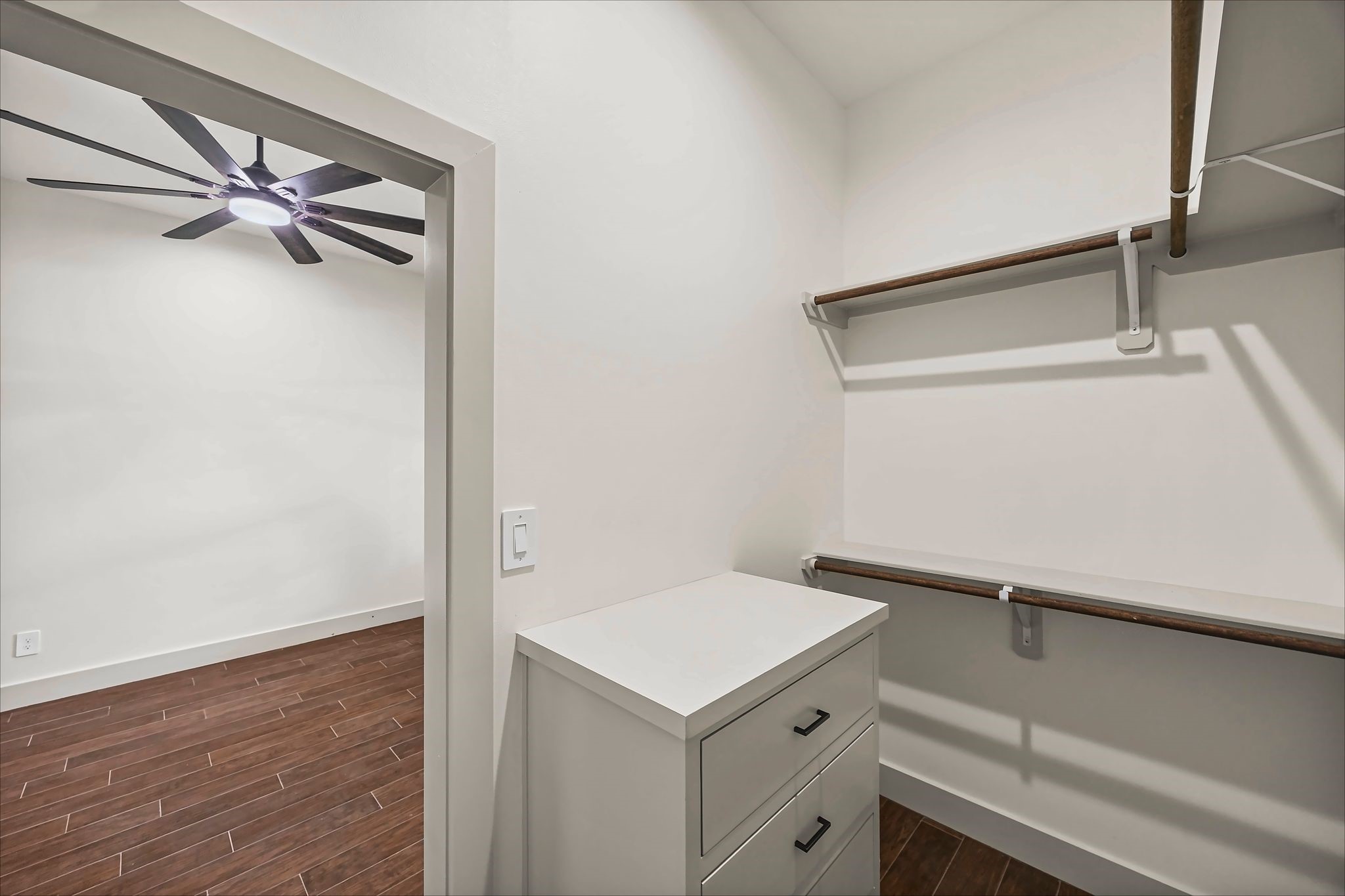 5300 Hemlock Drive Property Photo 33