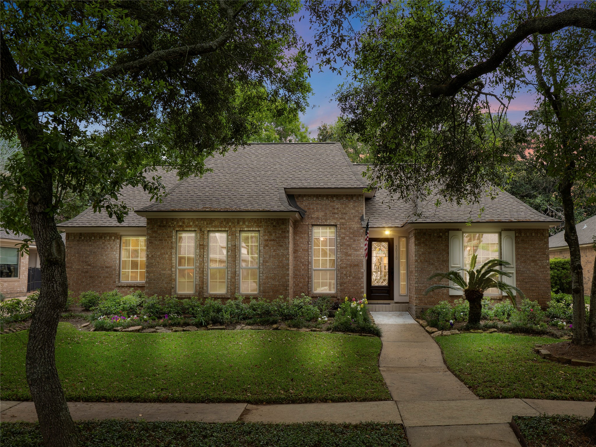 3010 W Steepbank Circle Property Photo