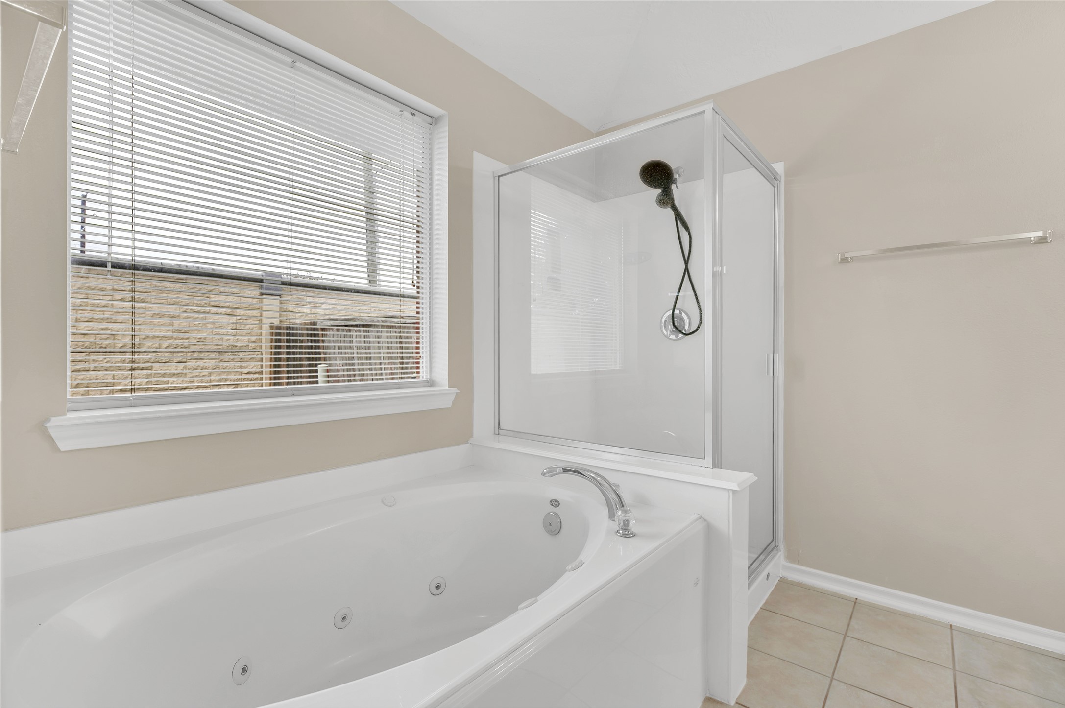 5010 Blanco Drive Property Photo 14