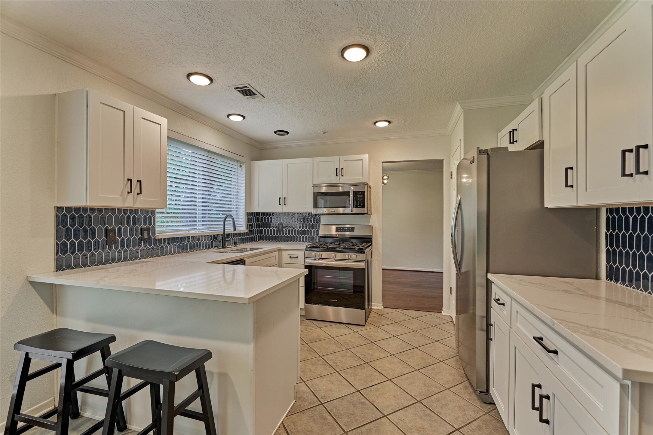 10 Lazy Morning Place Property Photo 14