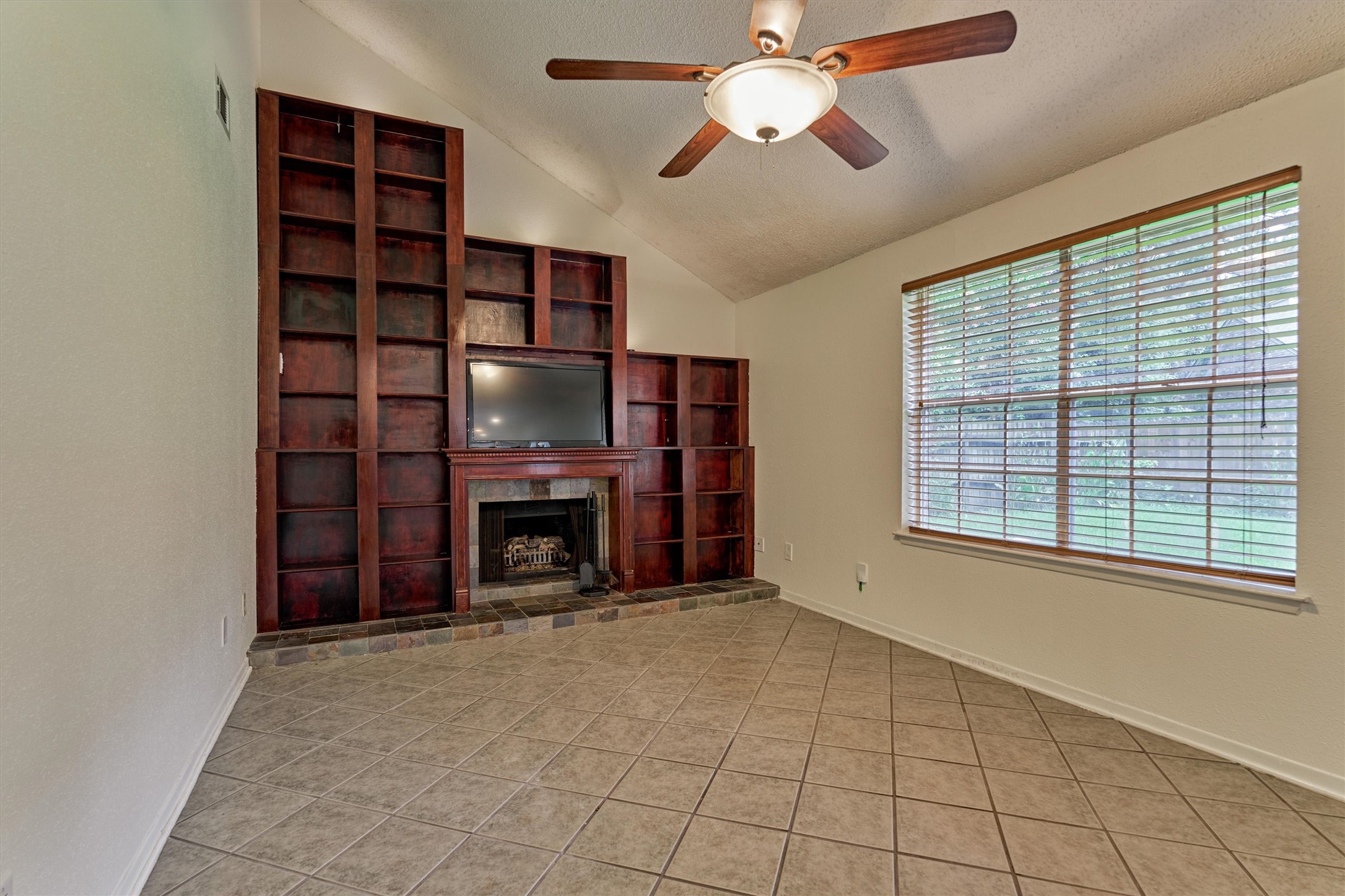10 Lazy Morning Place Property Photo 18