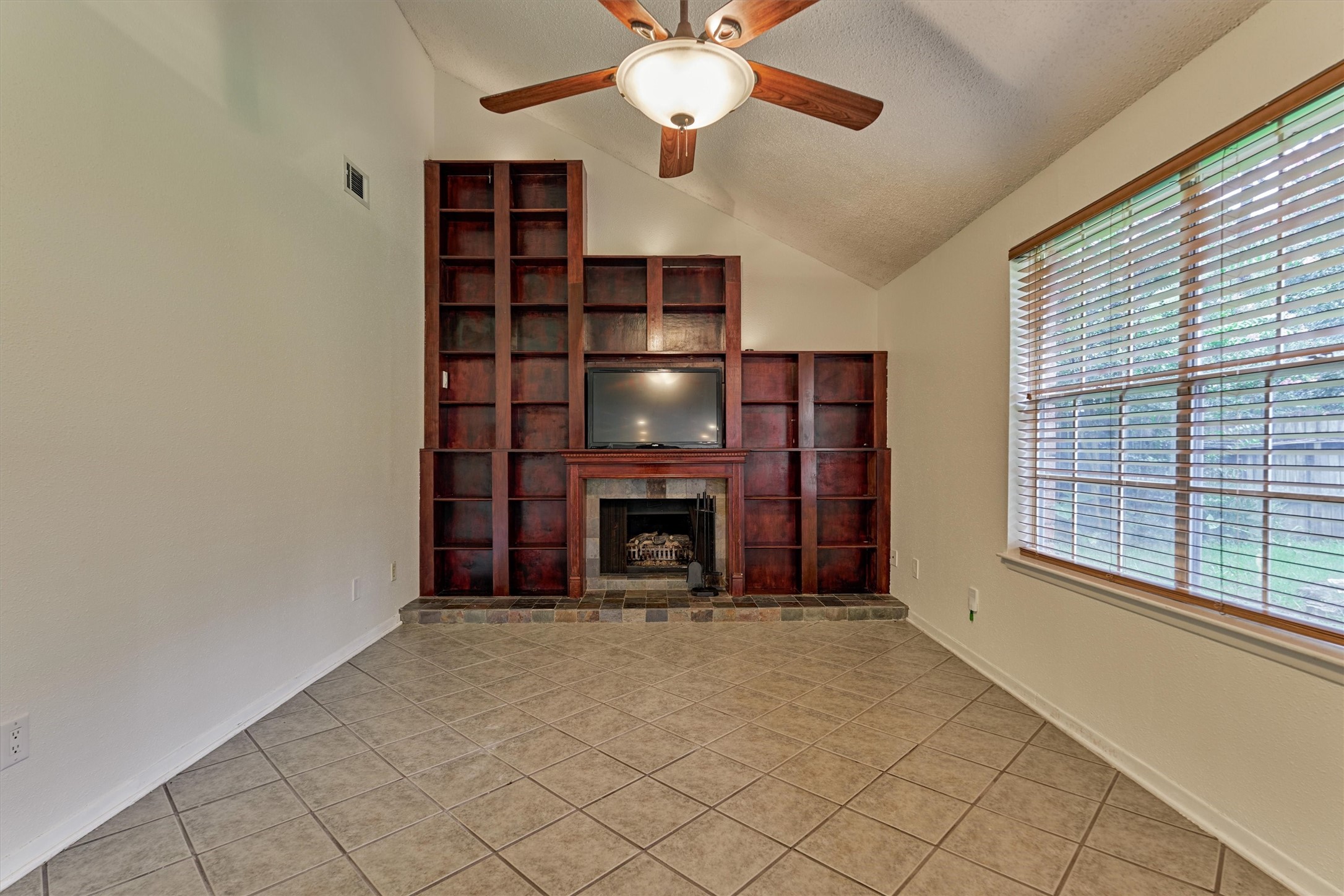 10 Lazy Morning Place Property Photo 19