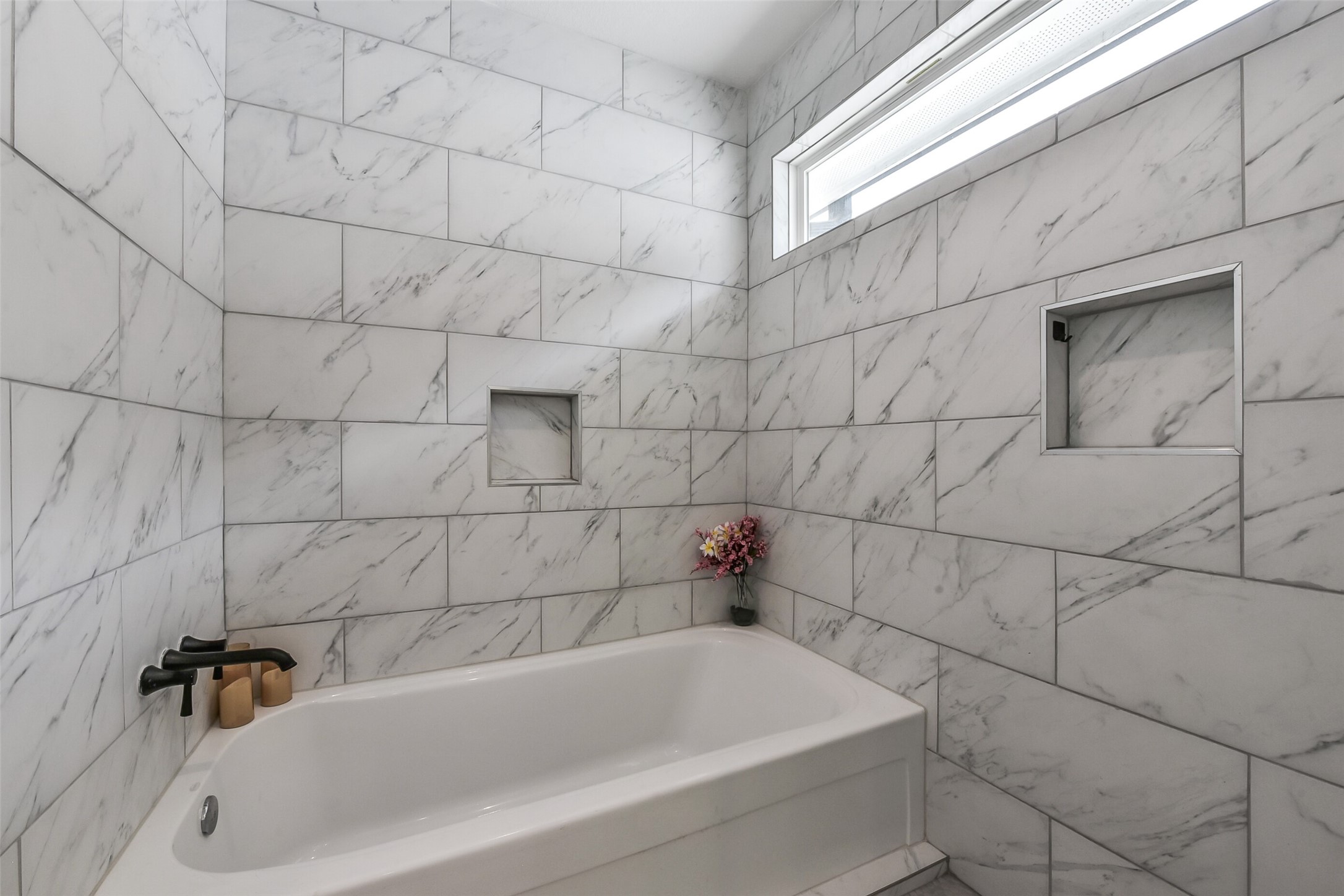 1228 Mcneil Street Property Photo 20