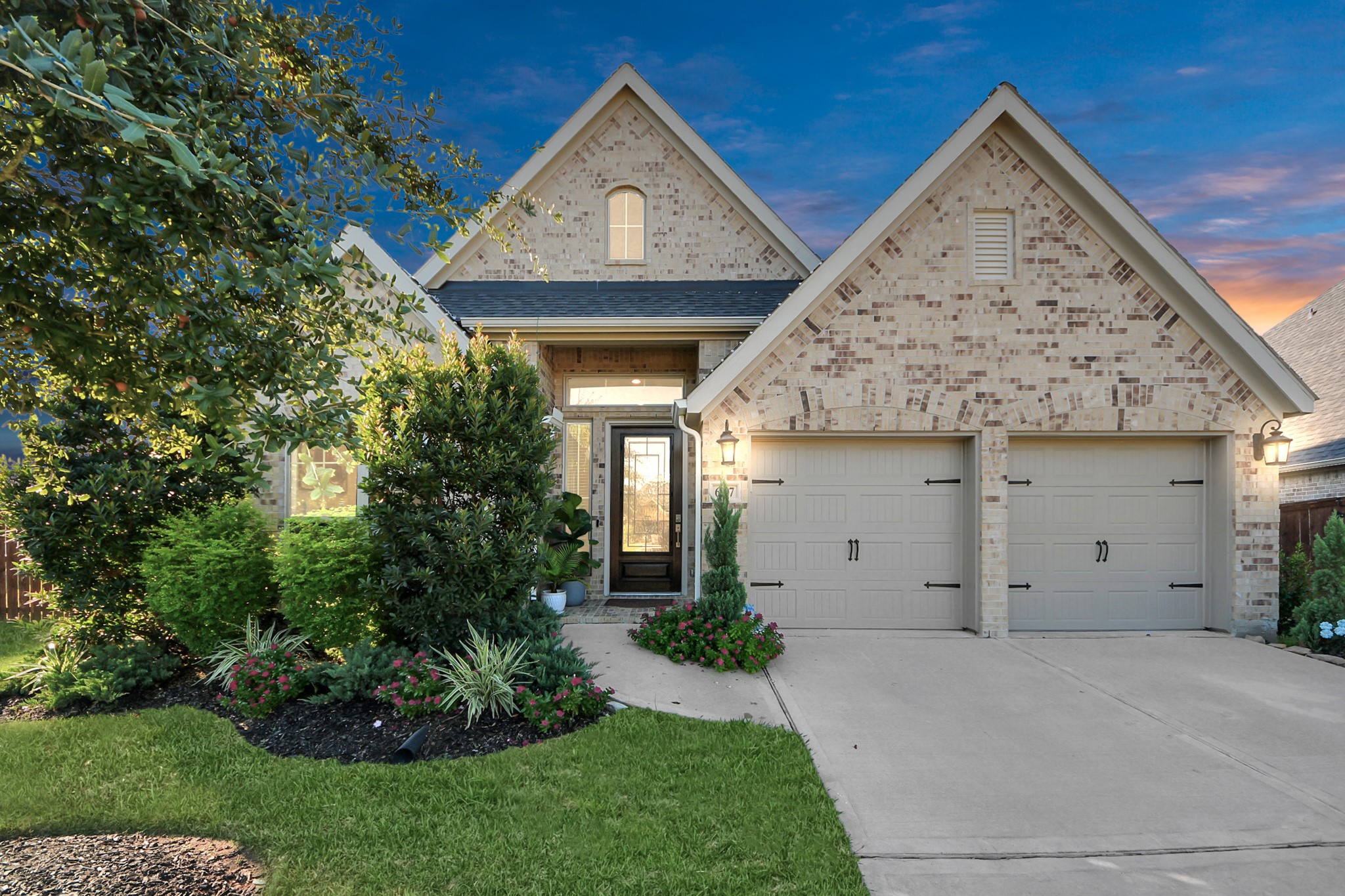 6907 Brazos Trail Court Property Photo 1