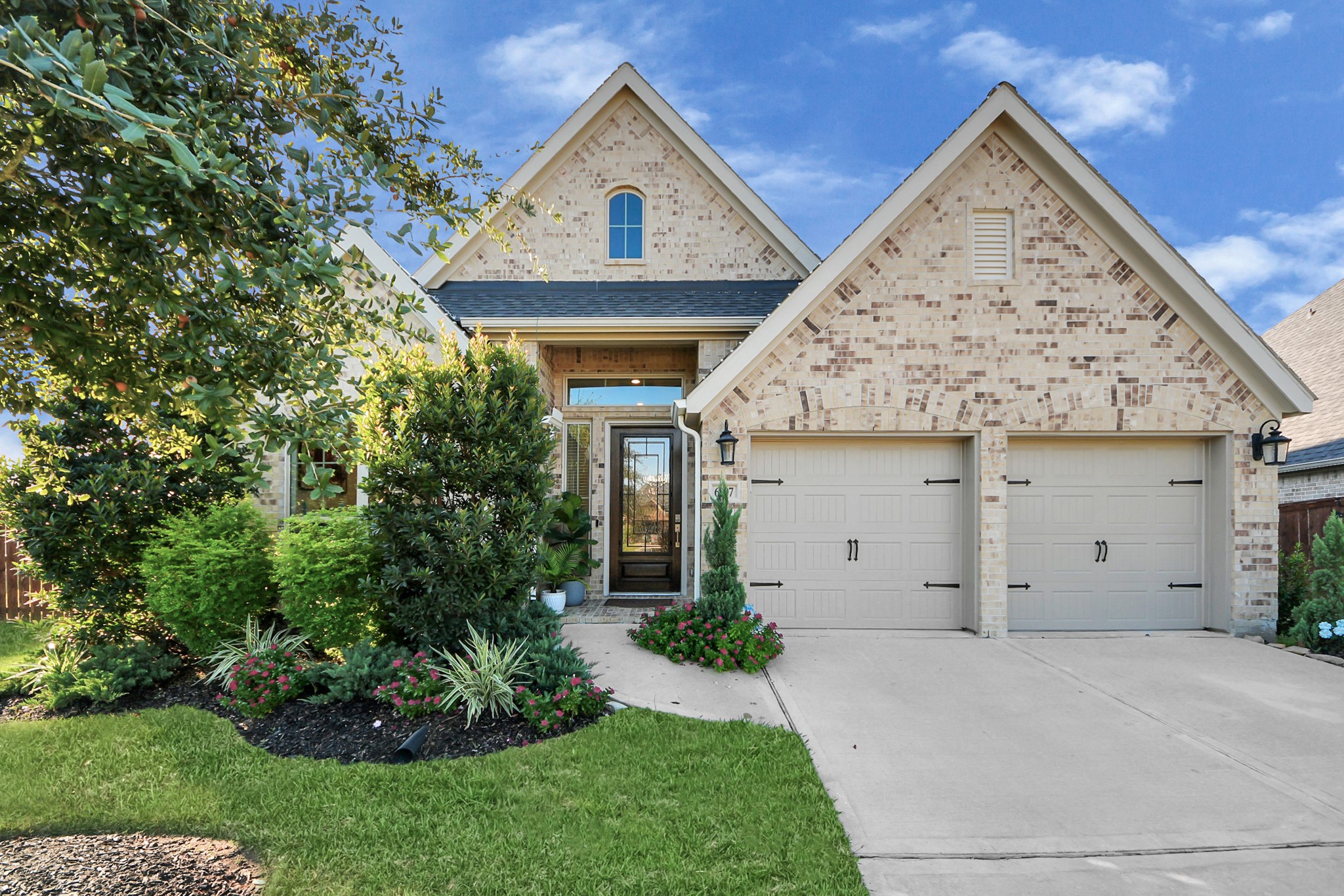 6907 Brazos Trail Court Property Photo 3