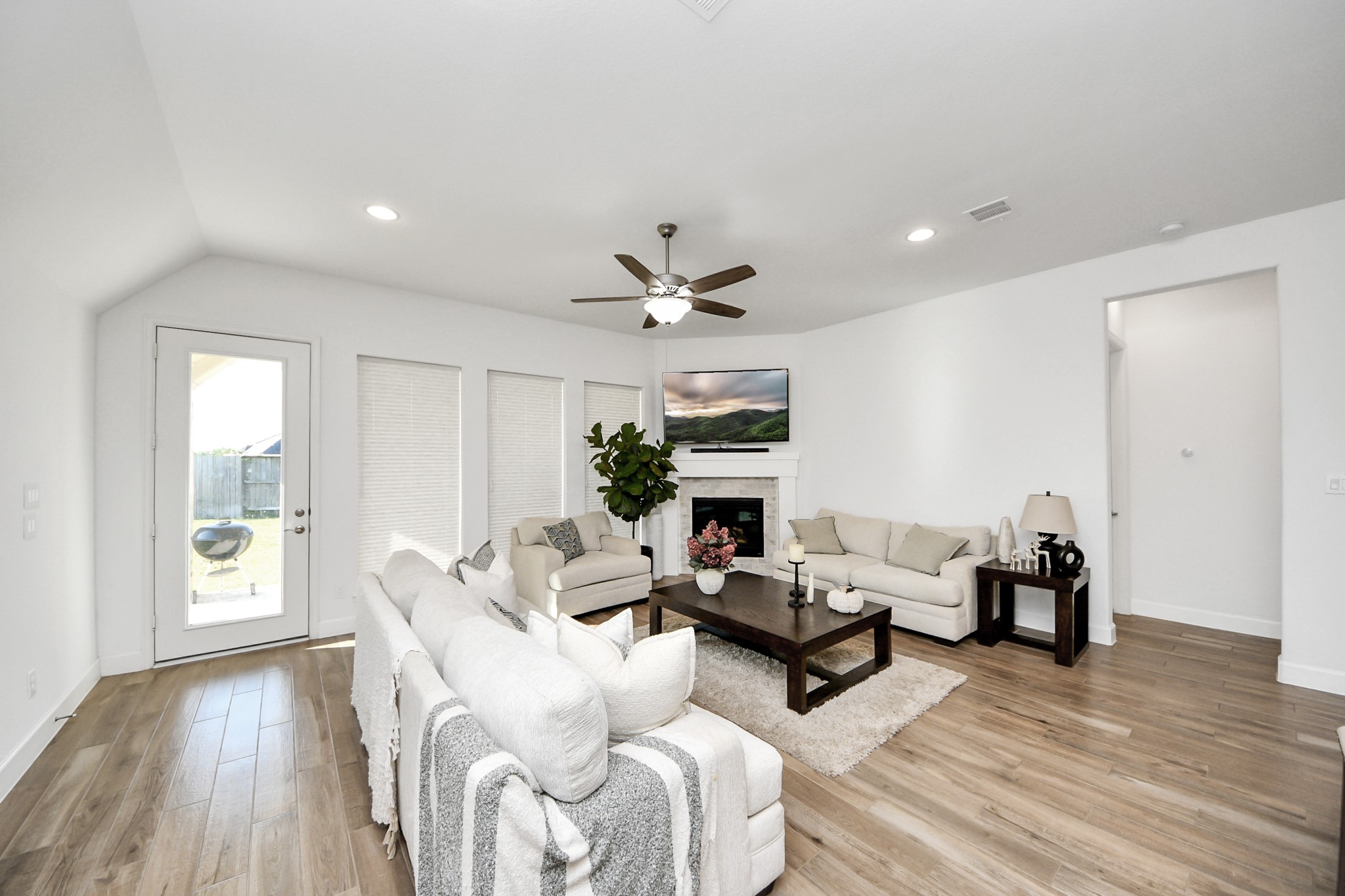 6907 Brazos Trail Court Property Photo 14
