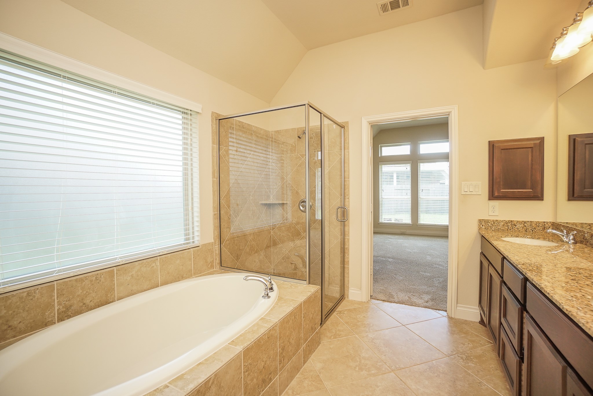 1215 Watercrest Park Lane Property Photo 10