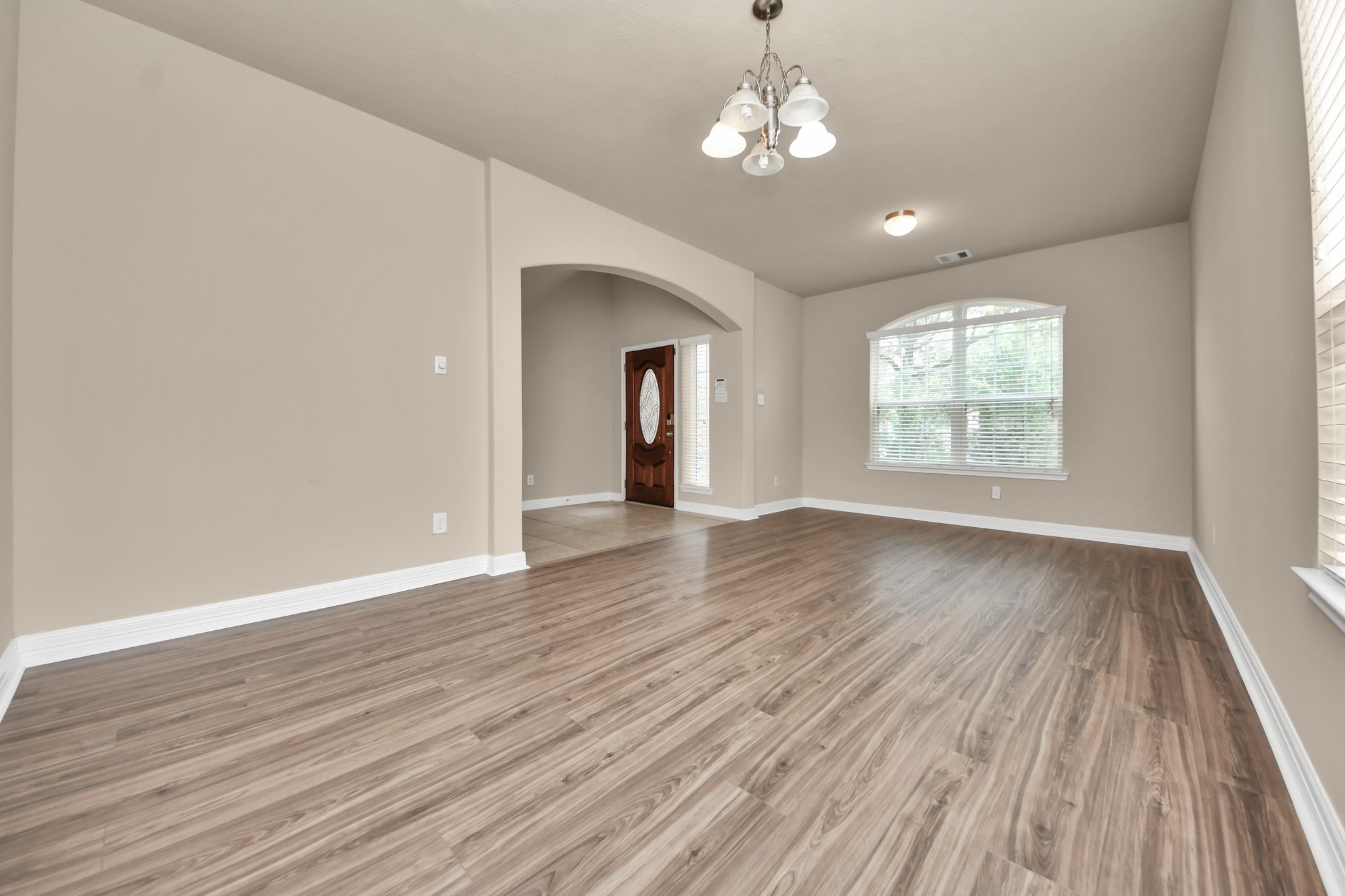 24711 Malca Manor Drive Property Photo 8