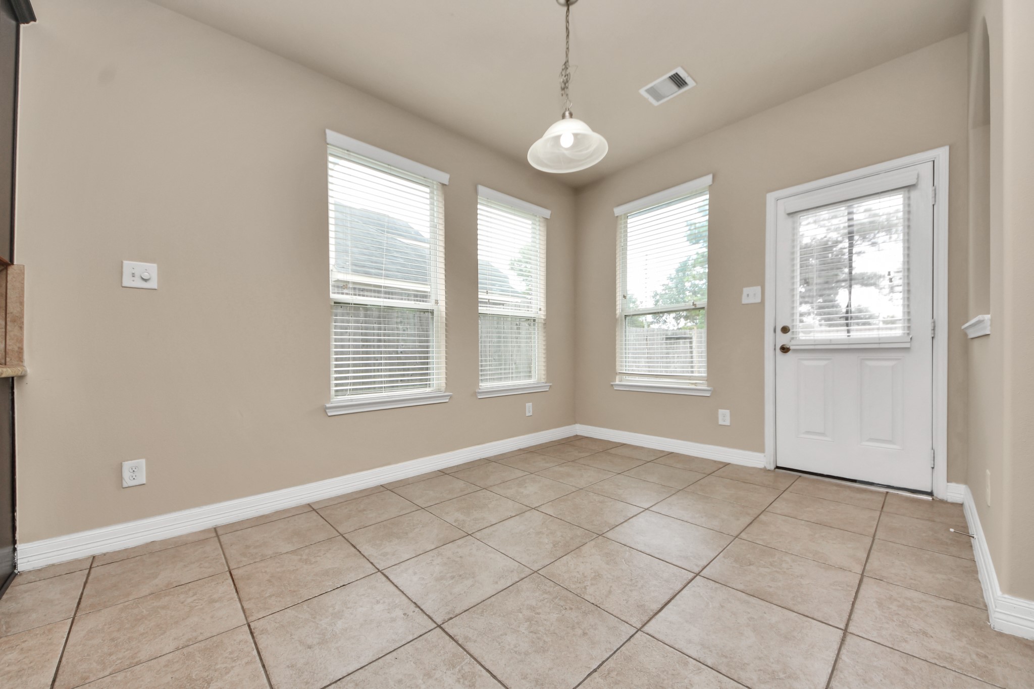 24711 Malca Manor Drive Property Photo 17