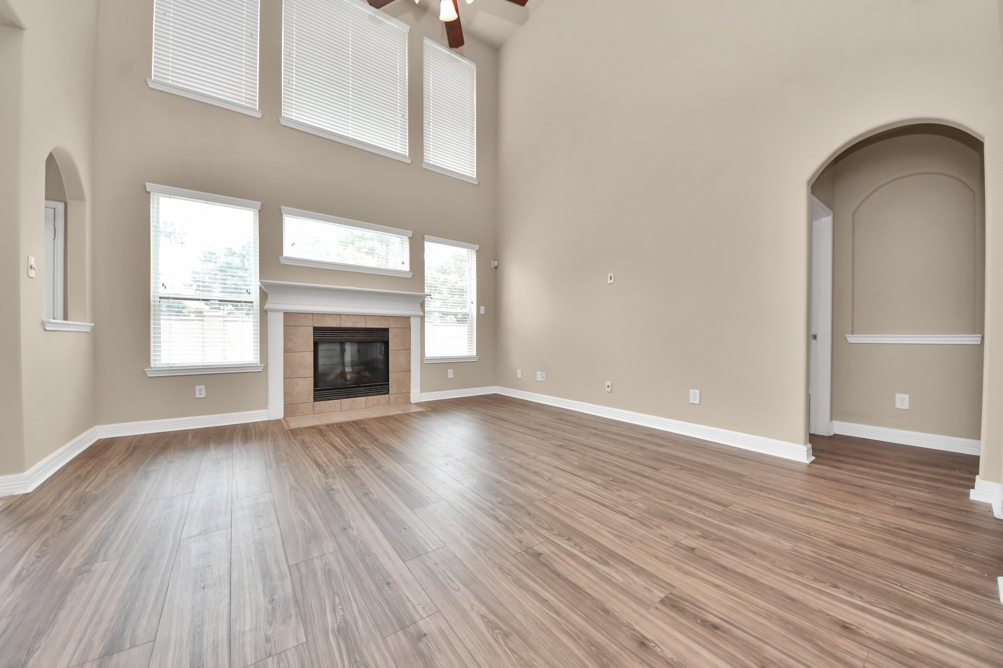 24711 Malca Manor Drive Property Photo 21