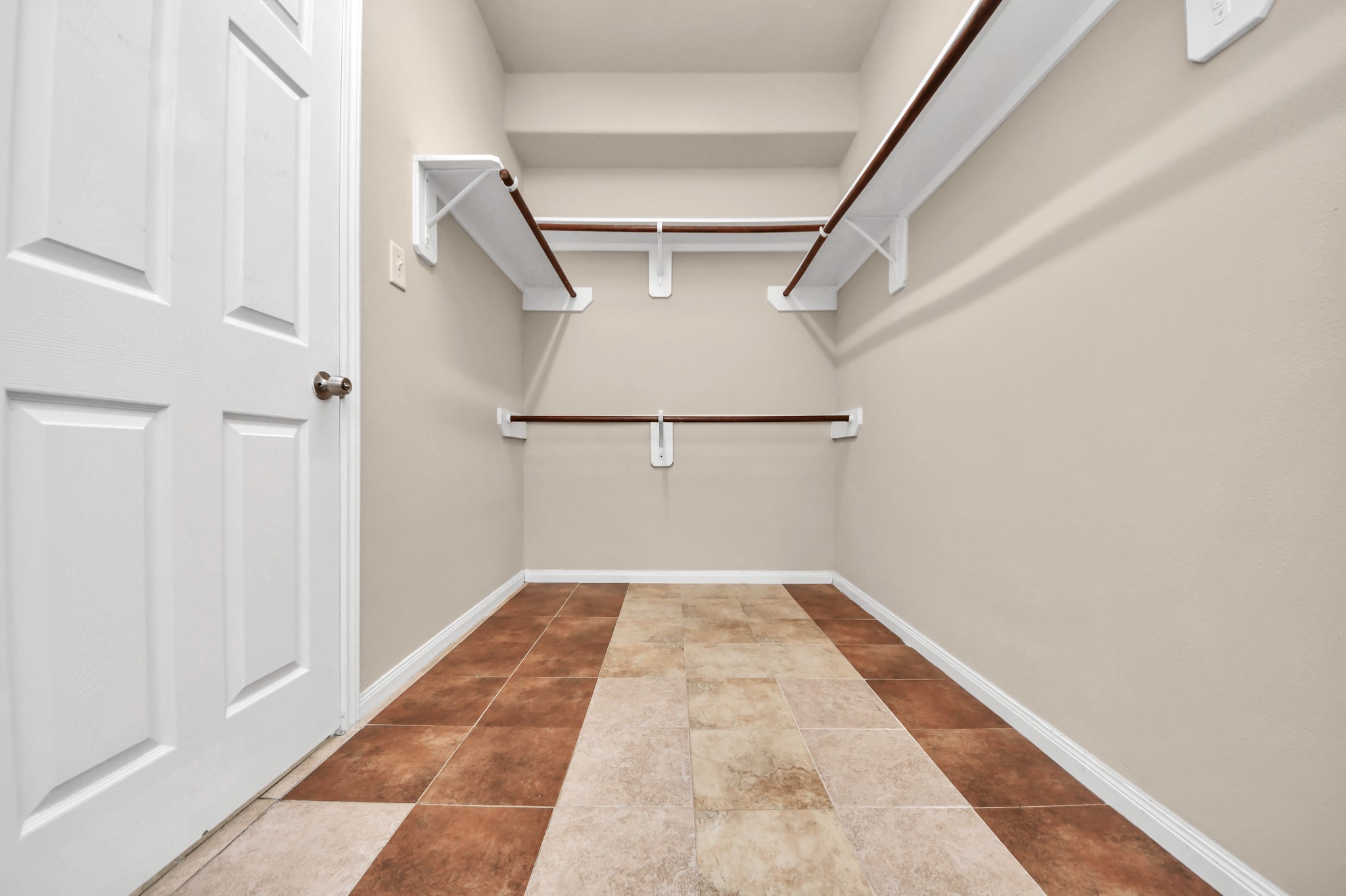 24711 Malca Manor Drive Property Photo 30