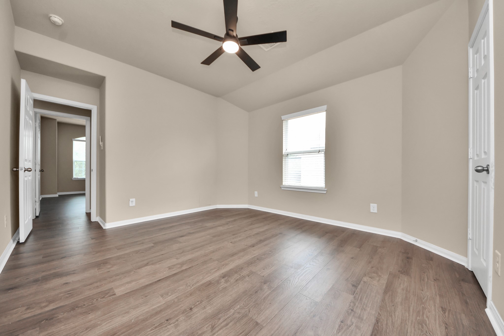 24711 Malca Manor Drive Property Photo 32