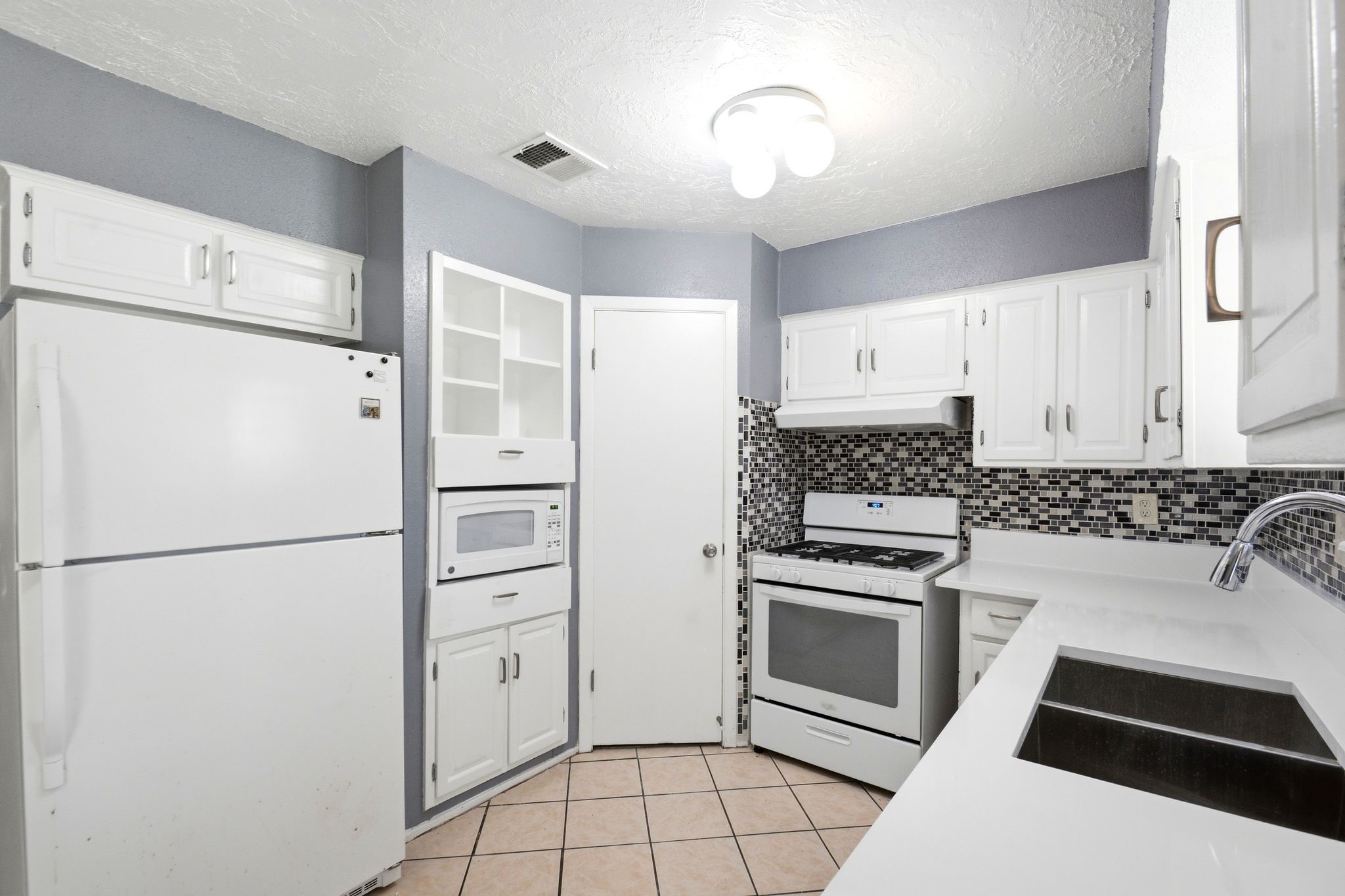 11418 Hendon Lane Property Photo 13
