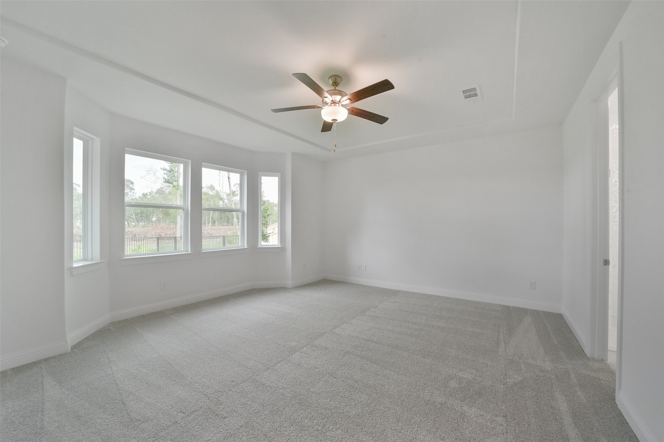 9815 Hunters Run Drive Property Photo 16