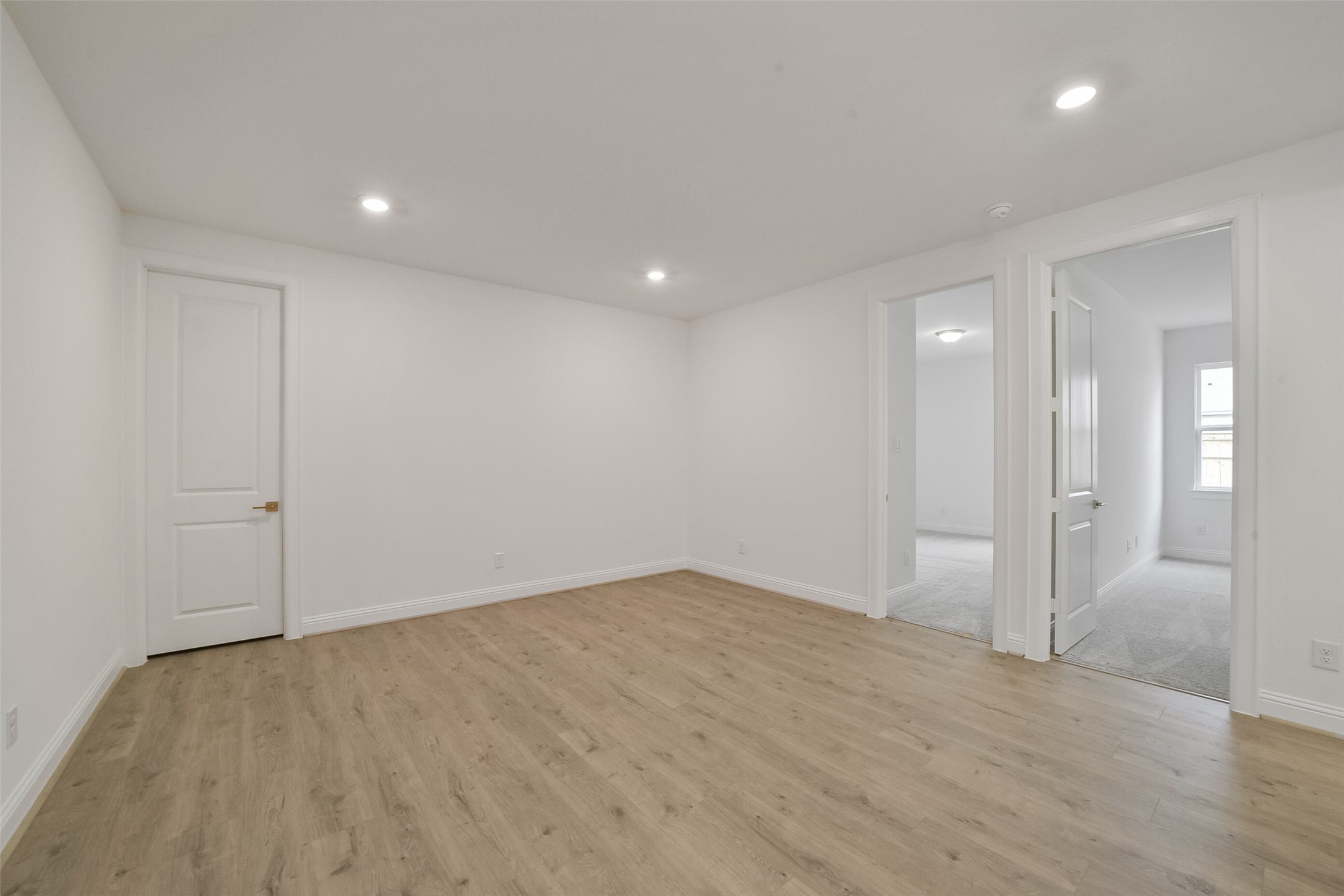 9815 Hunters Run Drive Property Photo 25