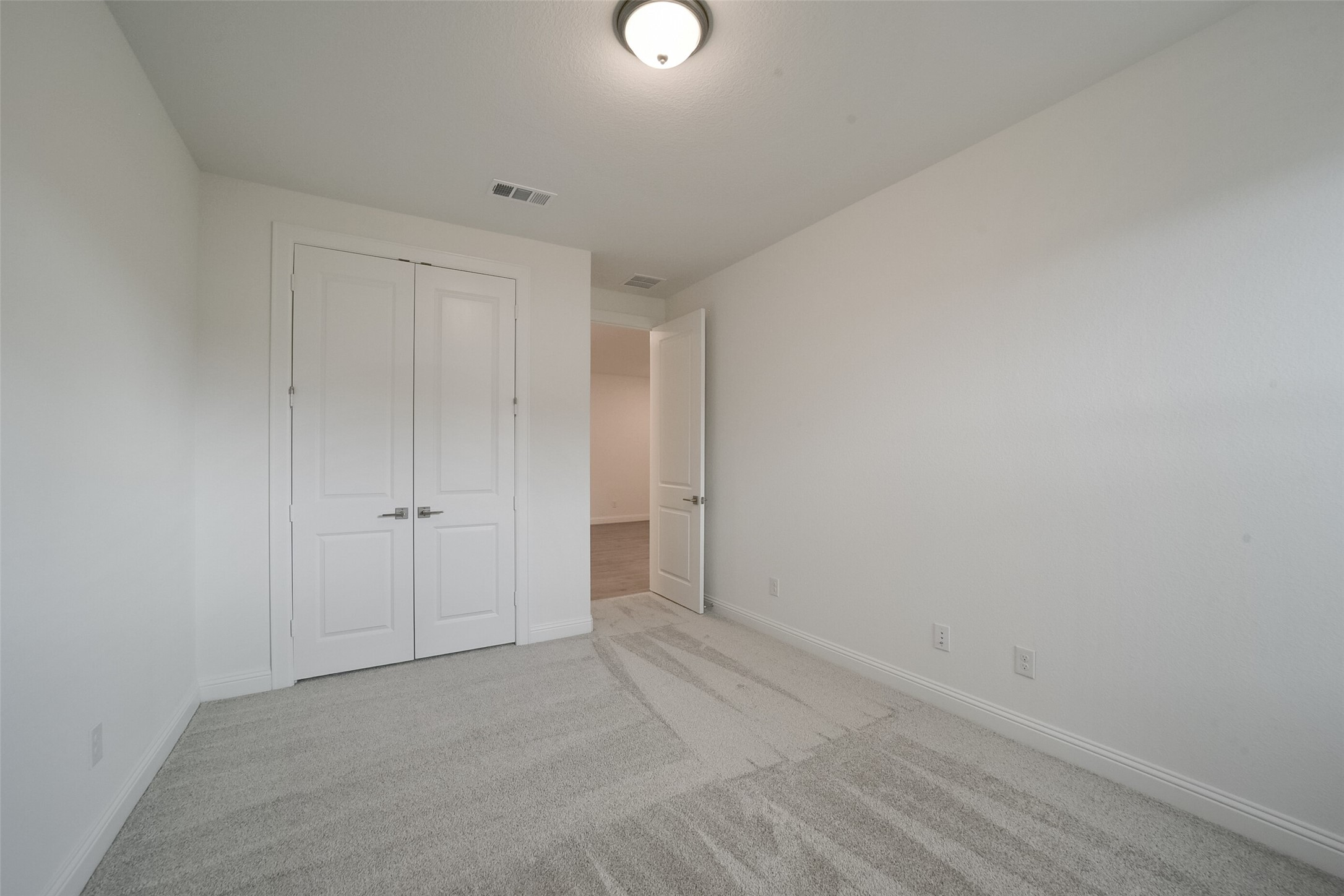 9815 Hunters Run Drive Property Photo 30