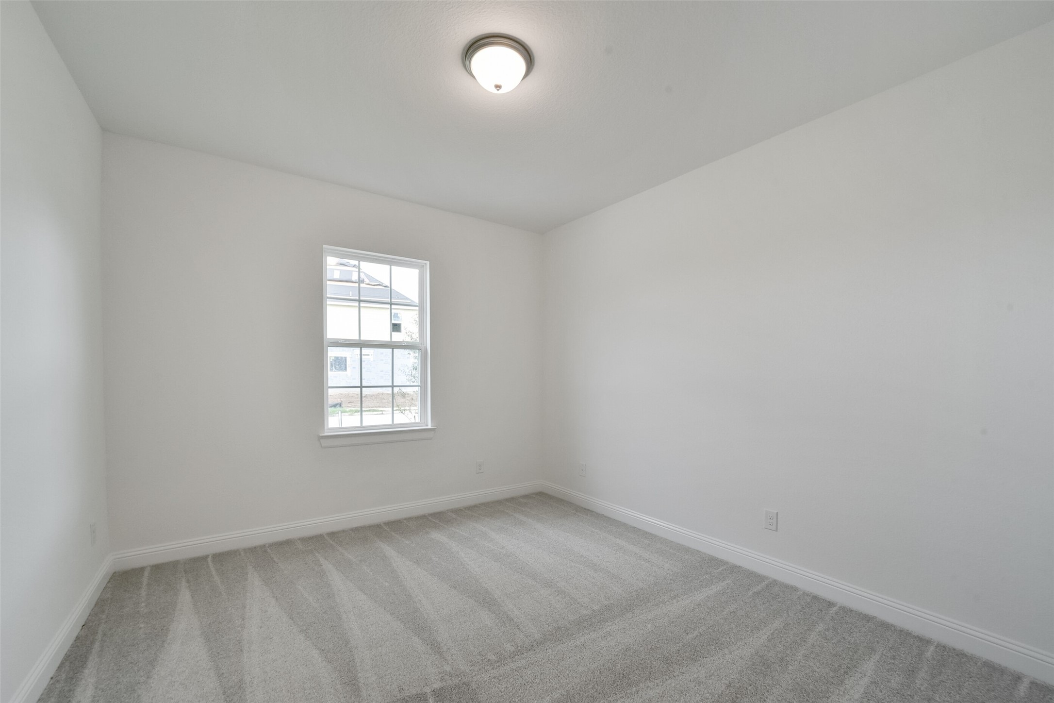 9815 Hunters Run Drive Property Photo 32