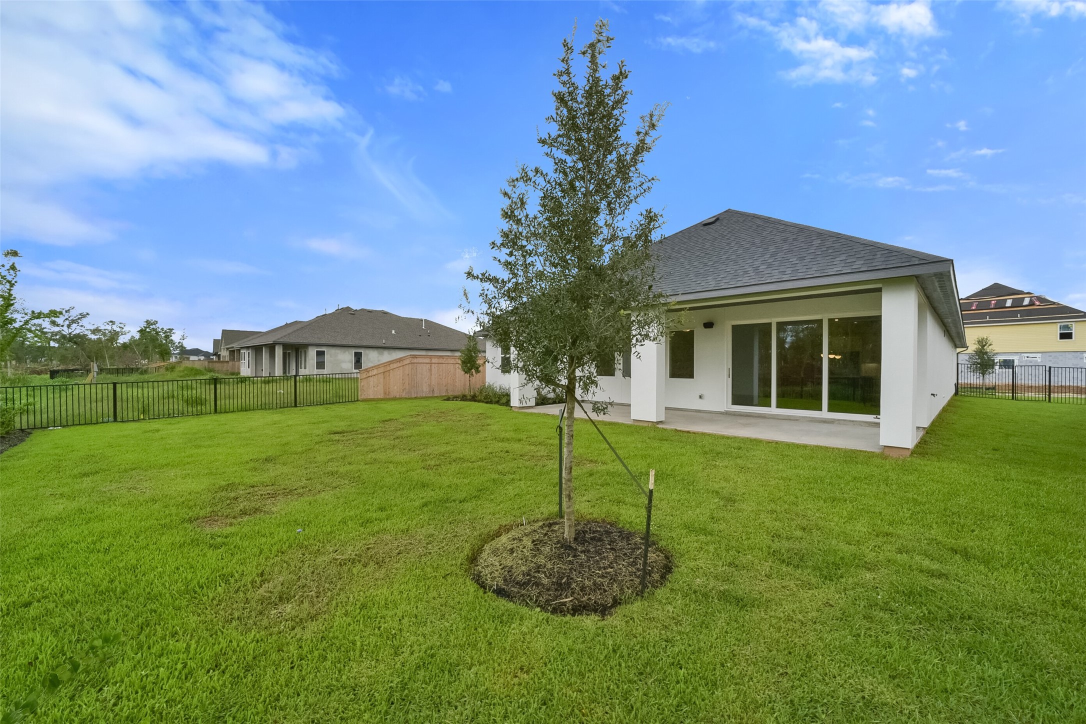 9815 Hunters Run Drive Property Photo 39