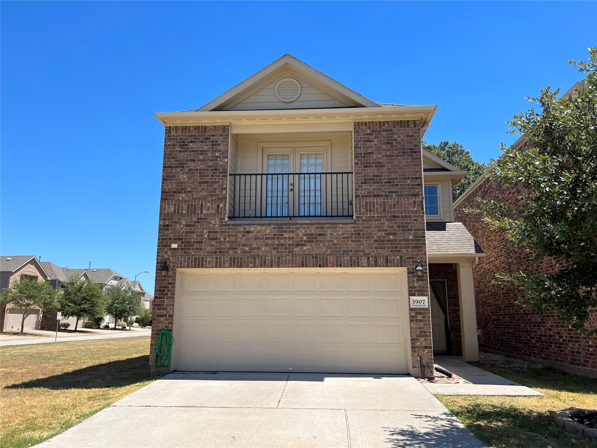 1907 Sophia Drive Property Photo 1