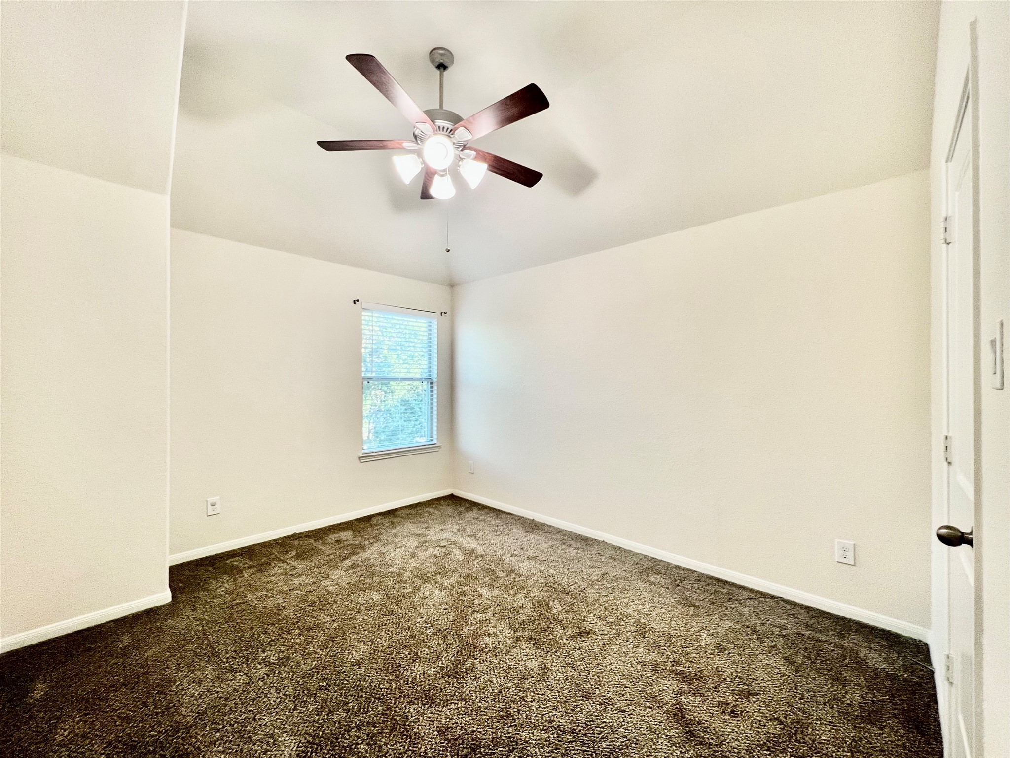 1907 Sophia Drive Property Photo 18