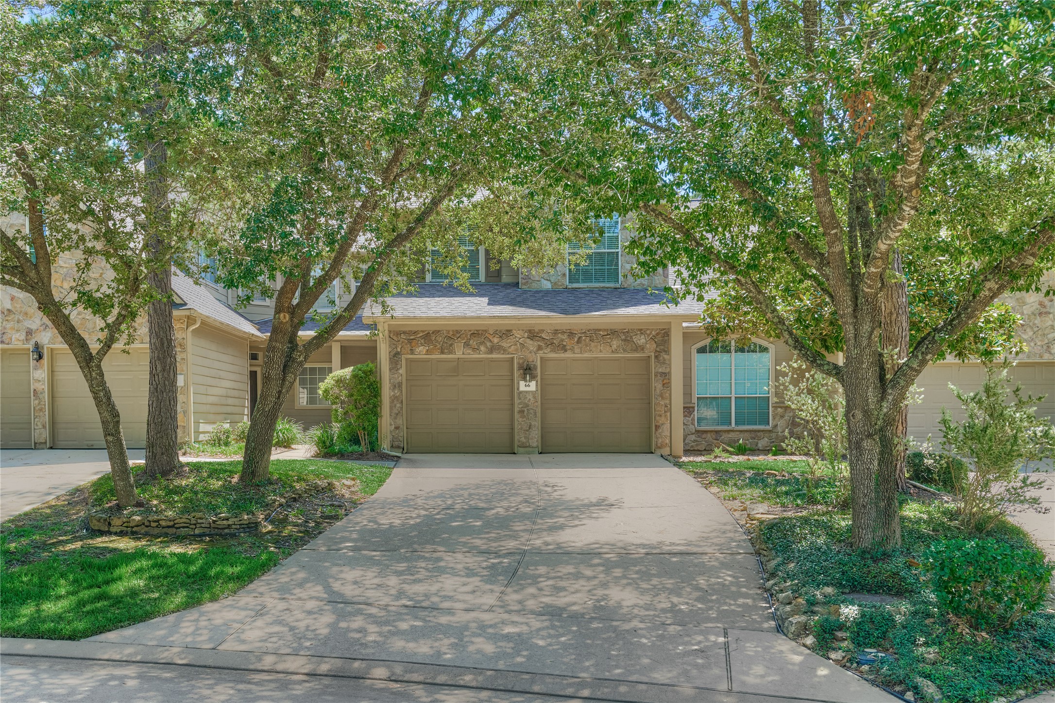 66 Valley Oaks Circle Property Photo 1