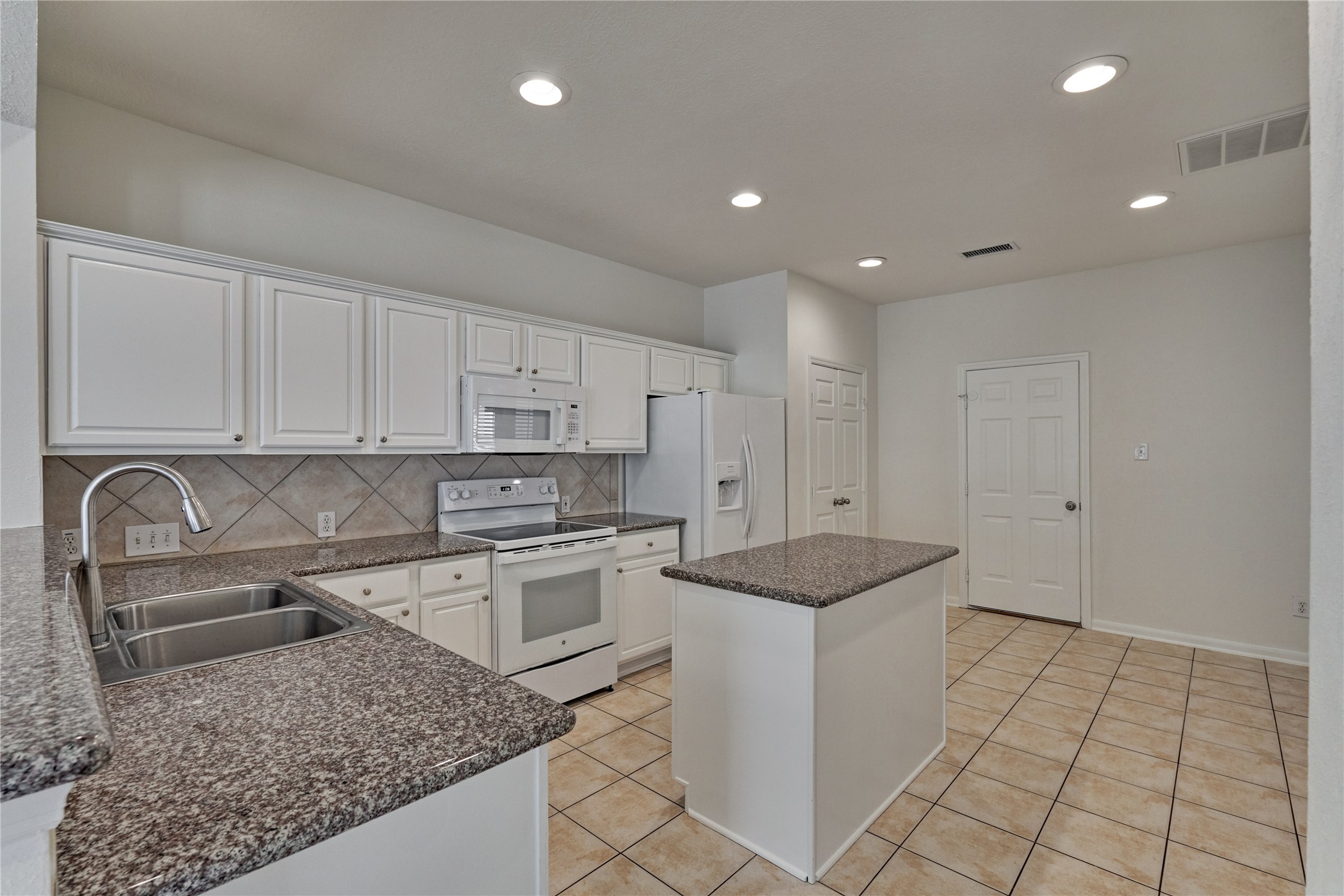 66 Valley Oaks Circle Property Photo 18