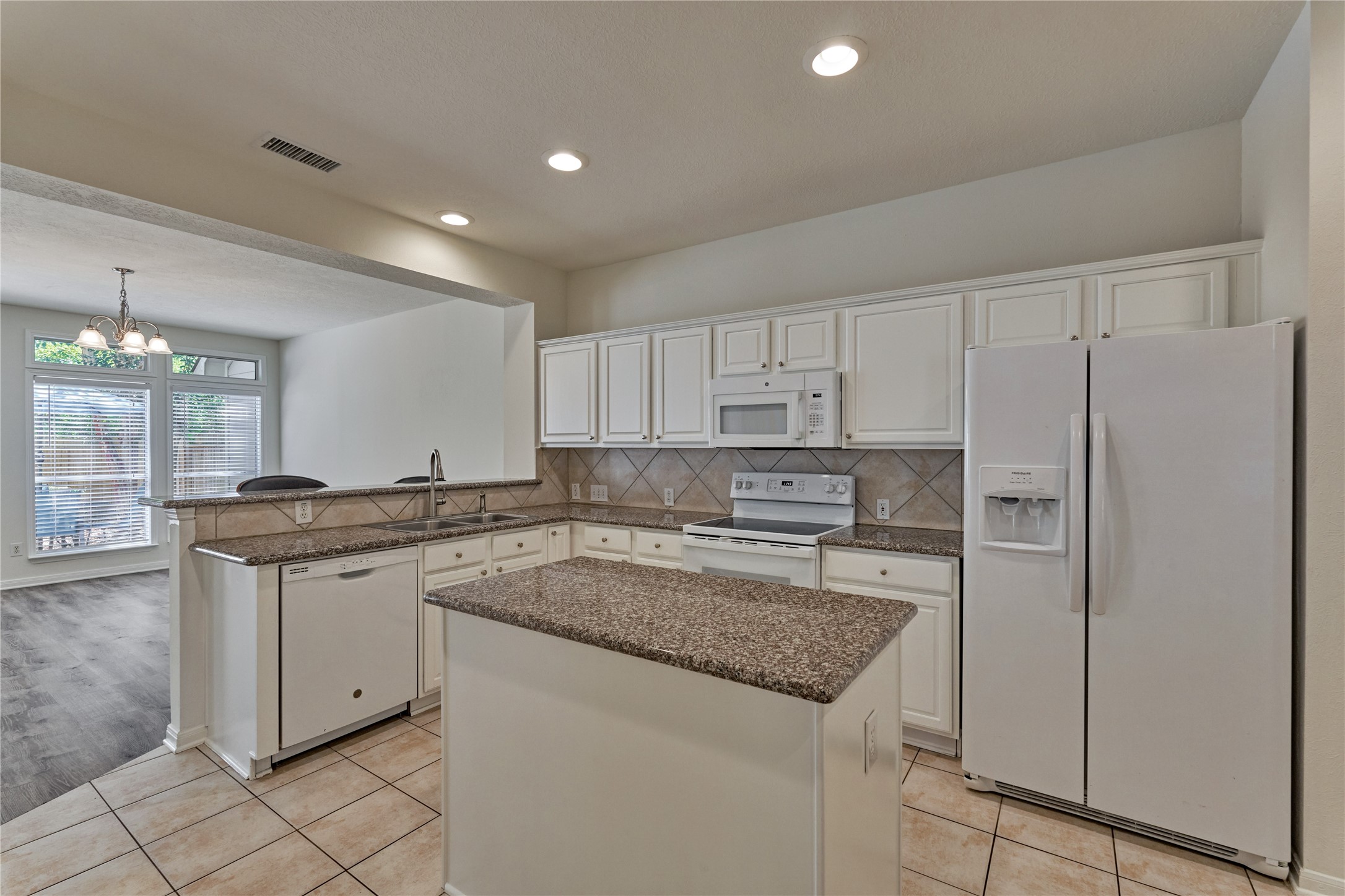 66 Valley Oaks Circle Property Photo 22