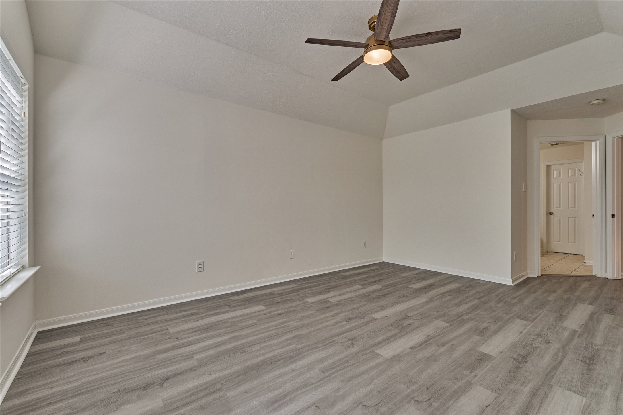 66 Valley Oaks Circle Property Photo 32