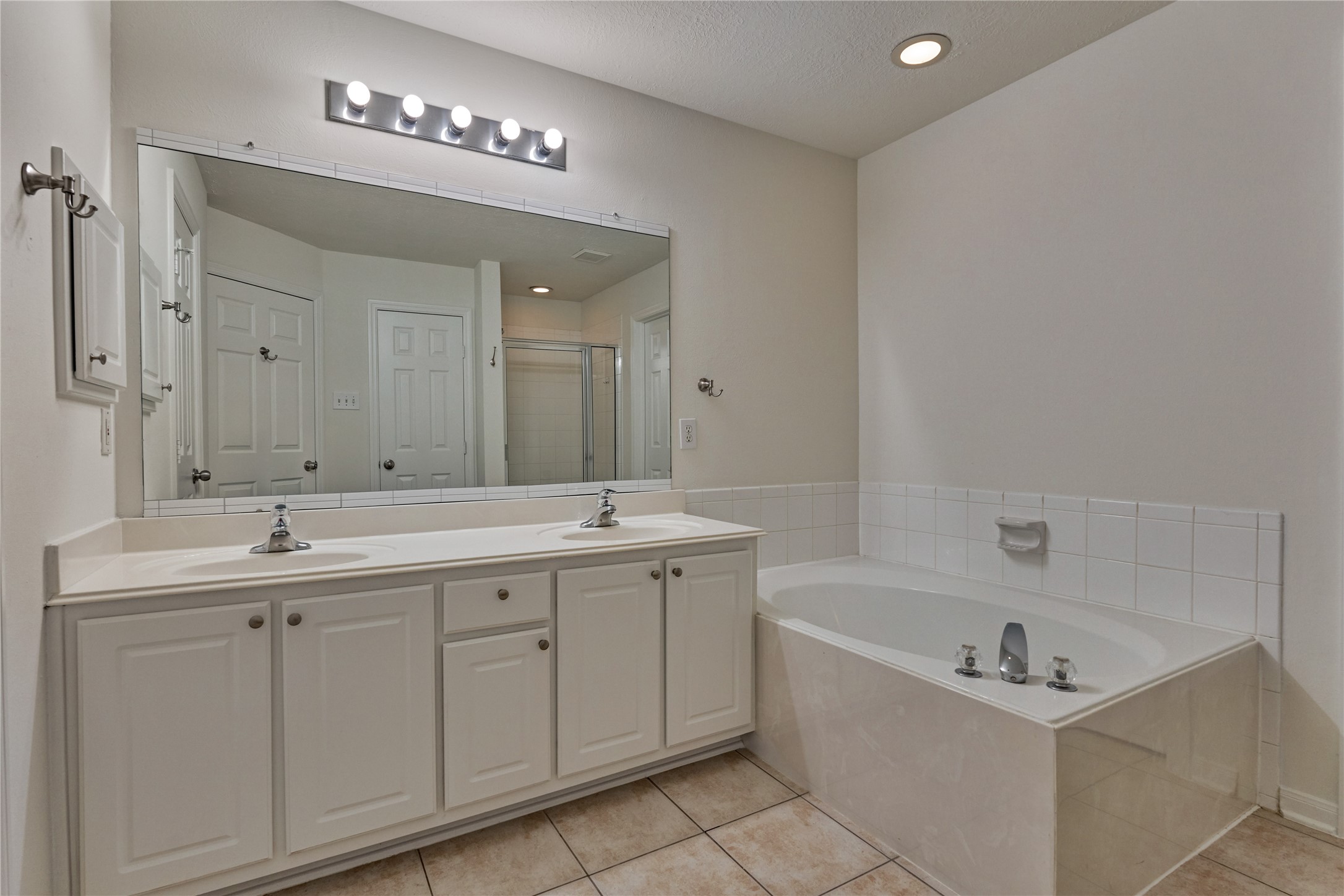 66 Valley Oaks Circle Property Photo 33