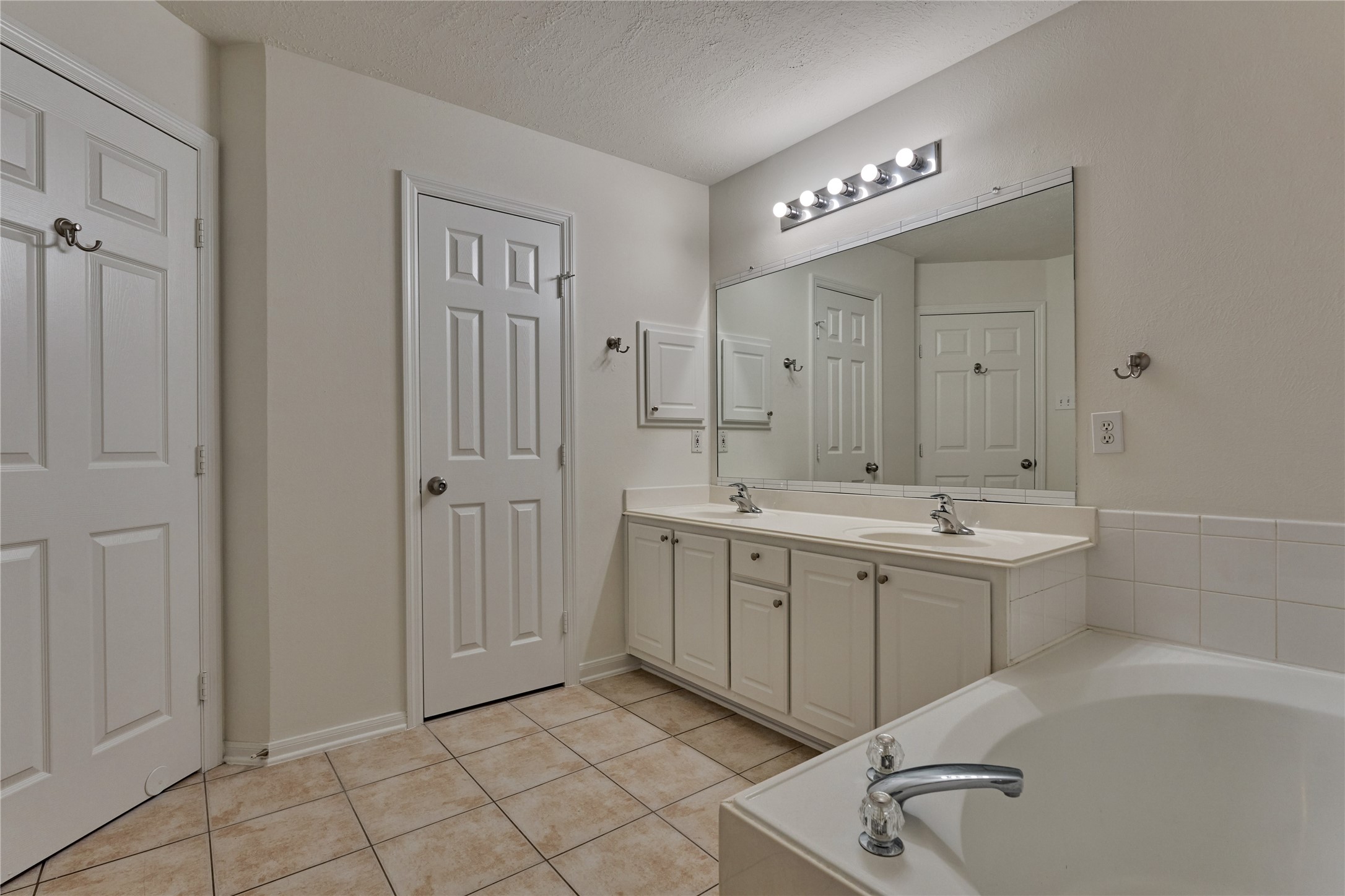 66 Valley Oaks Circle Property Photo 35