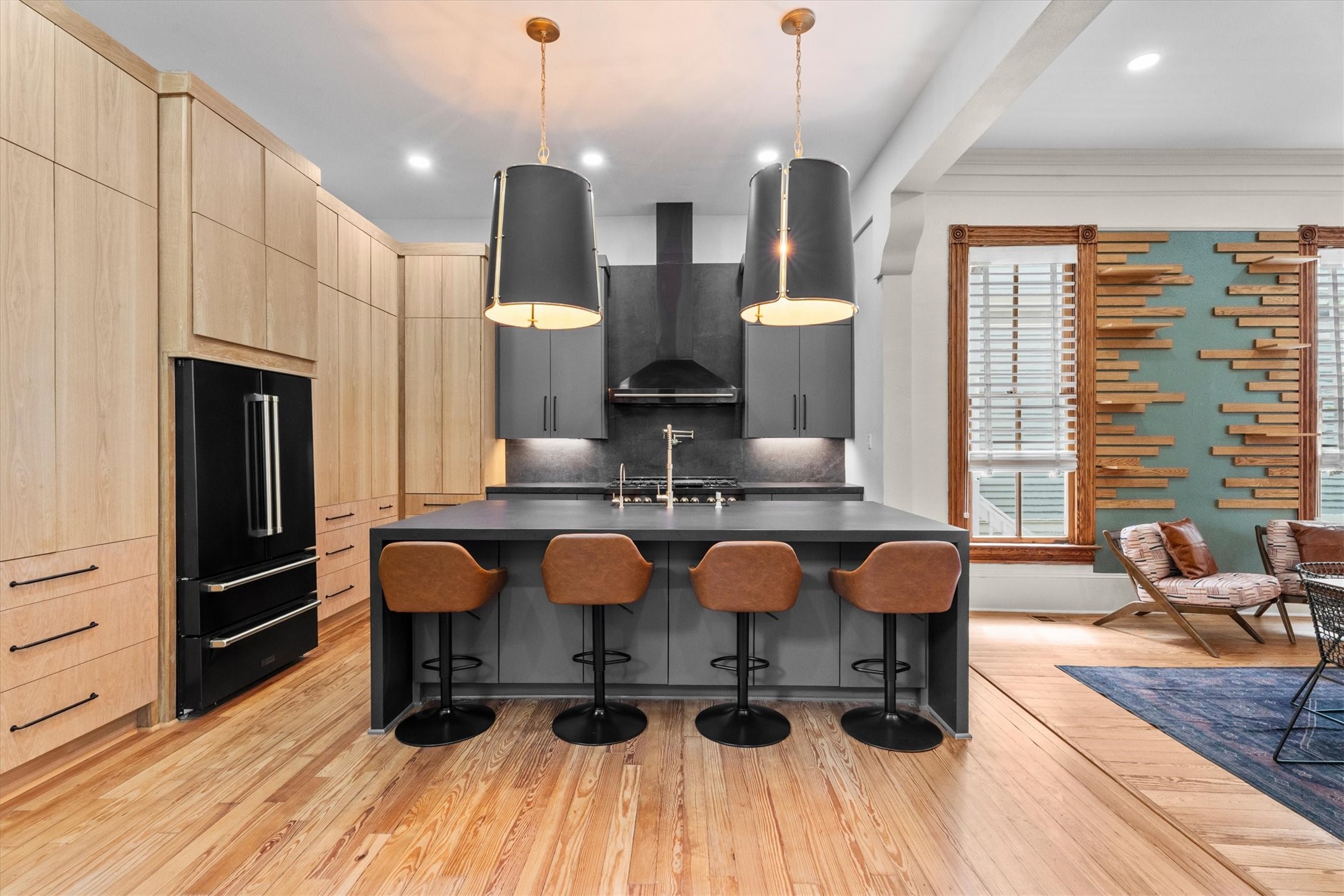 1522 Ball Street Property Photo 7