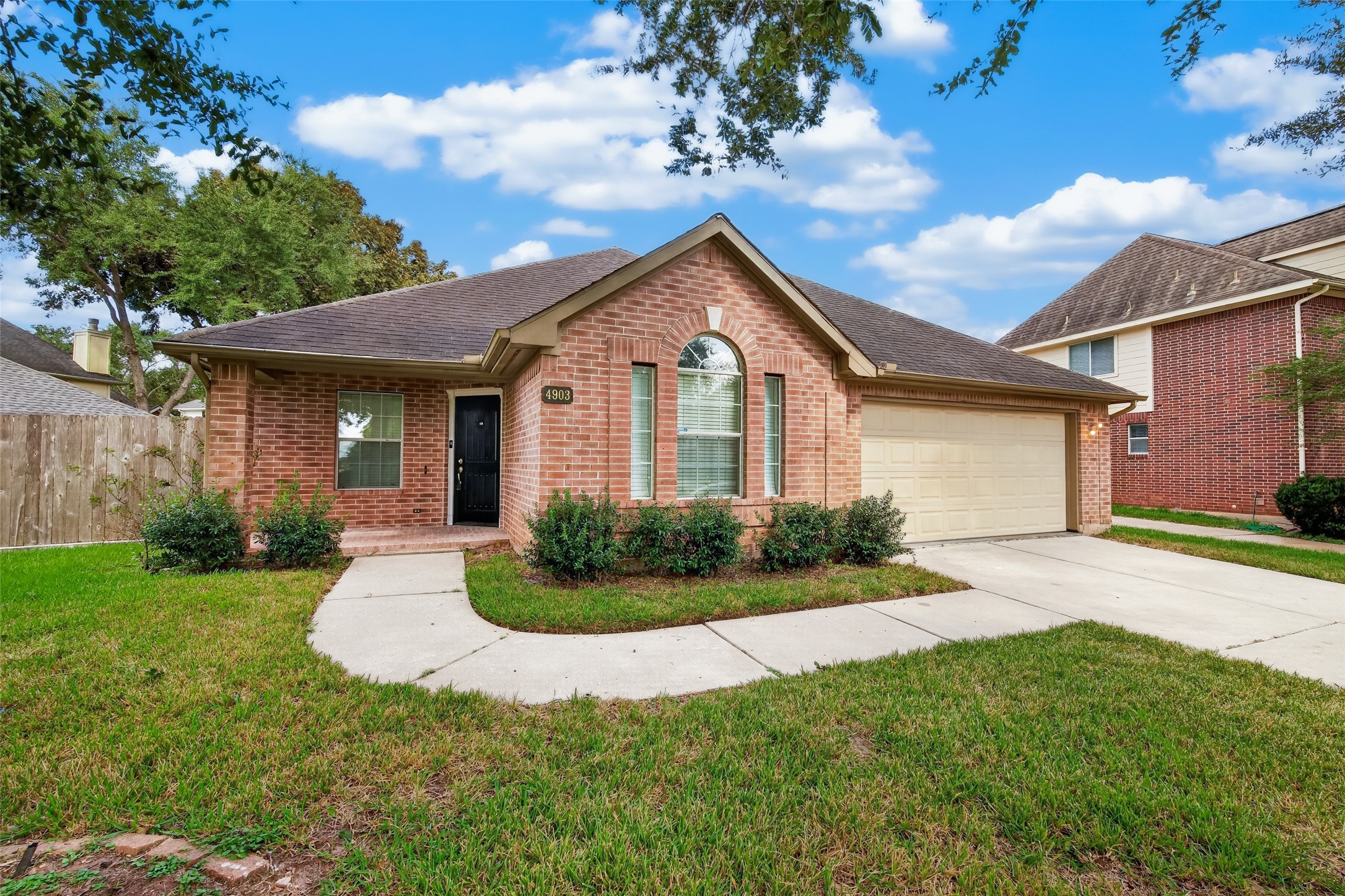 4903 Chappel Hill Drive Property Photo 1
