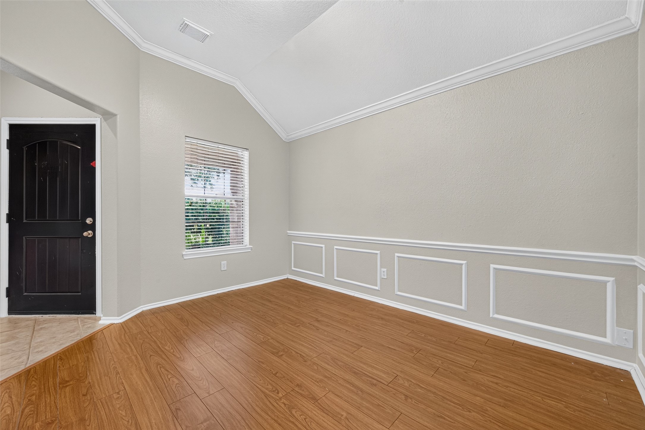 4903 Chappel Hill Drive Property Photo 4
