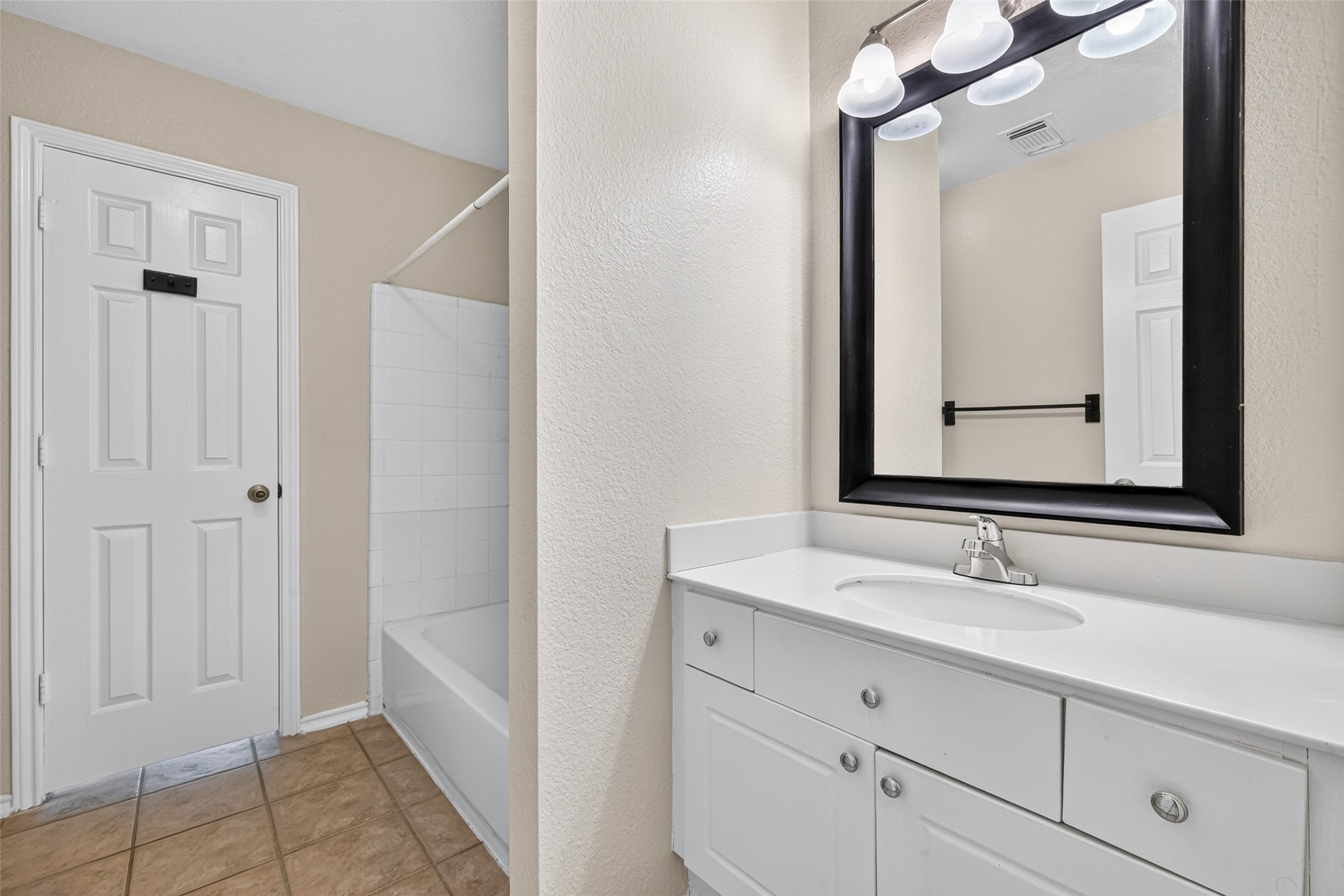 4903 Chappel Hill Drive Property Photo 21