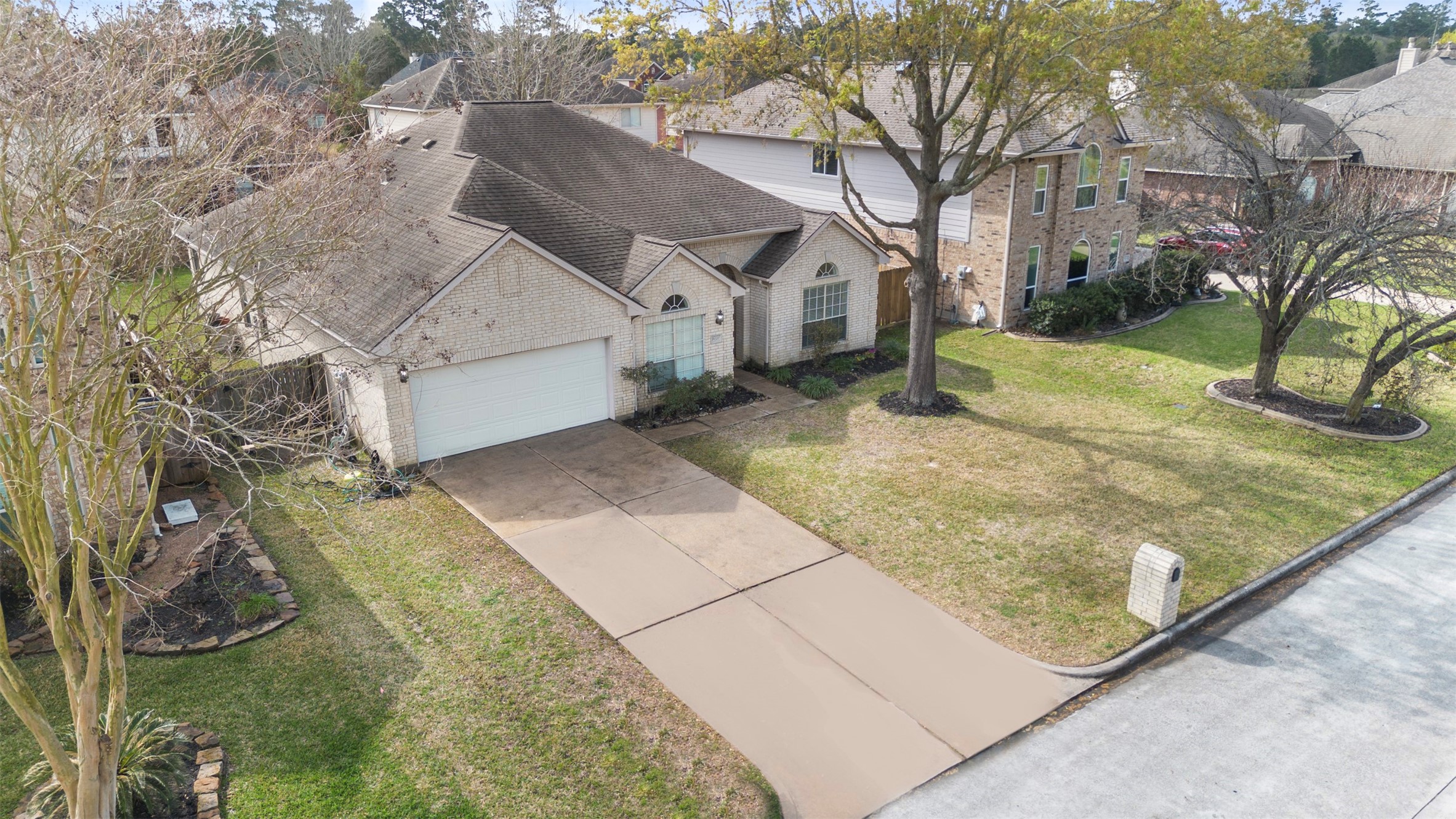 9211 Memorial Hills Drive Property Photo 23