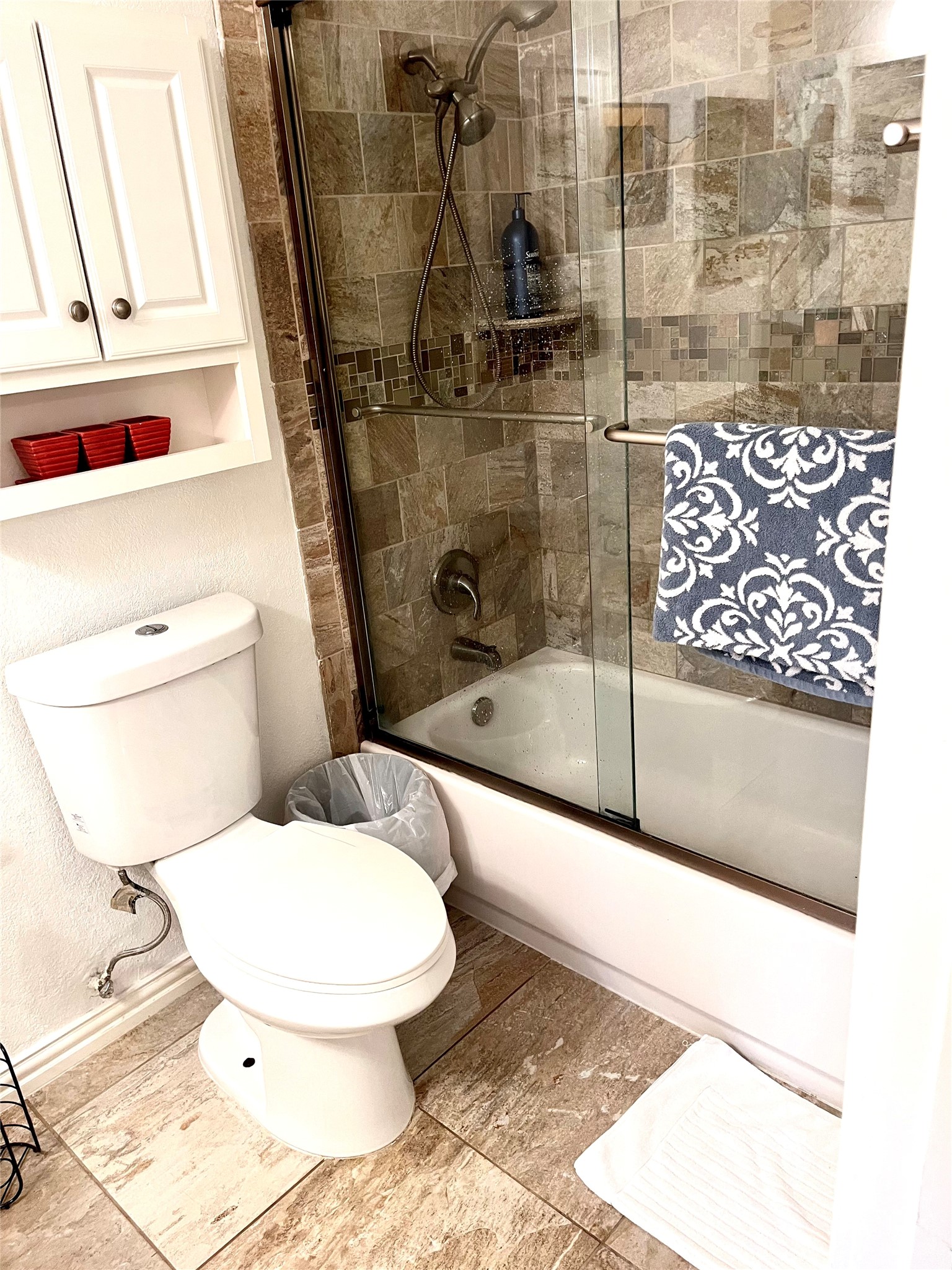 2109 N Red Cedar Circle Property Photo 9