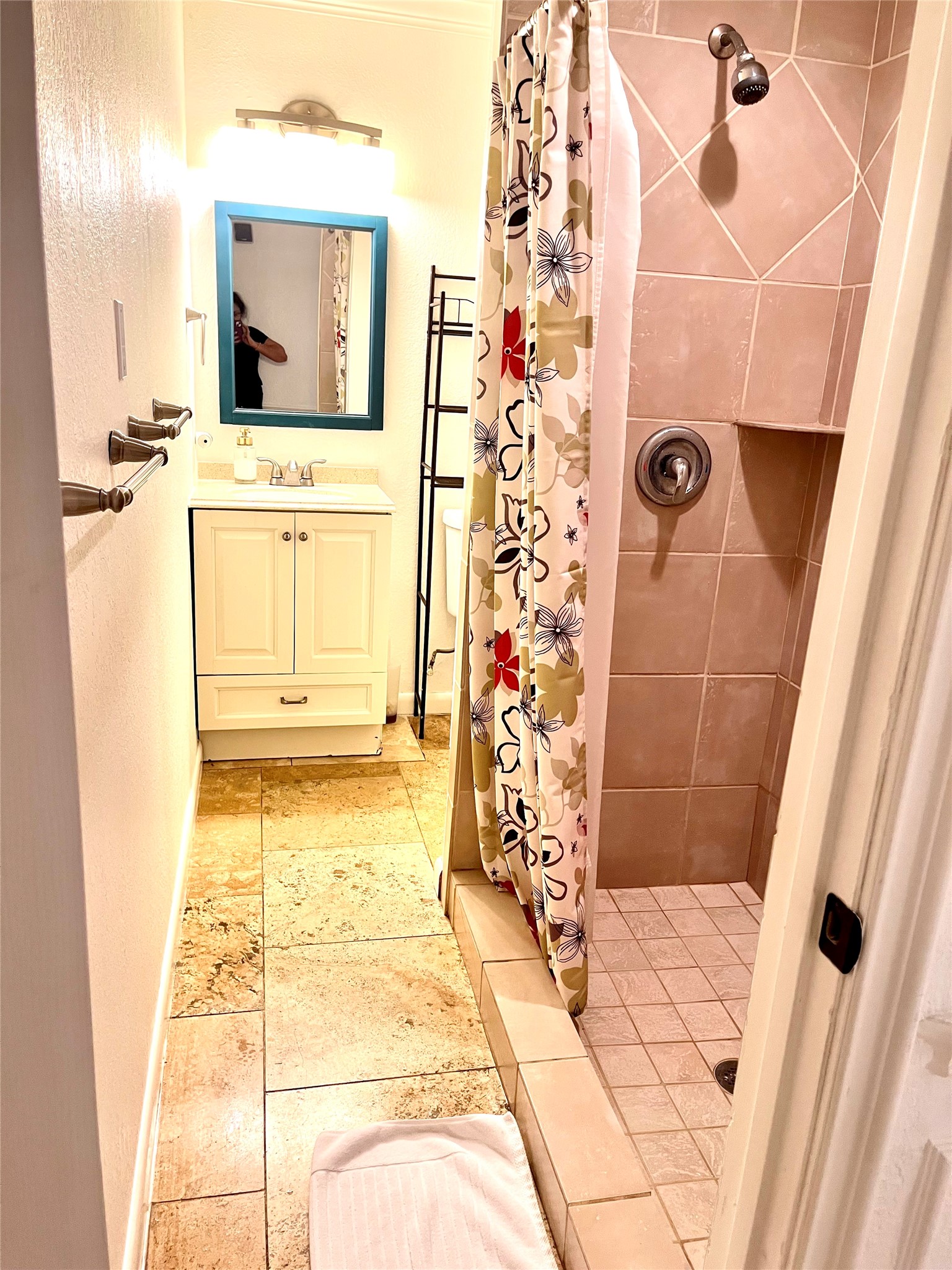 2109 N Red Cedar Circle Property Photo 17