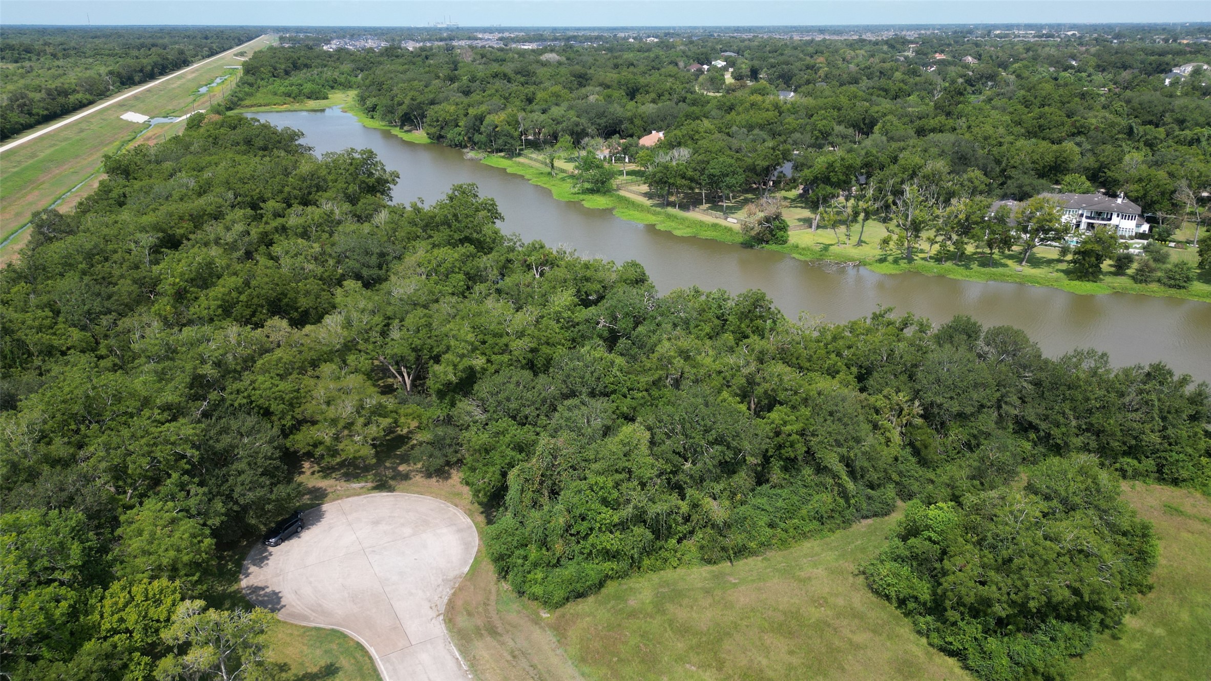 8630 Thornberry Hollow Court Property Photo 2
