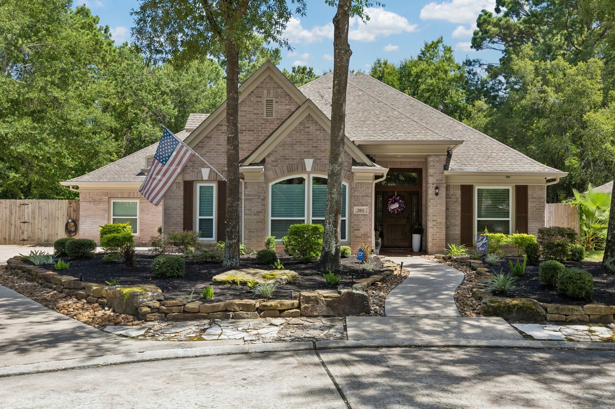2102 Hickory Village Circle Property Photo