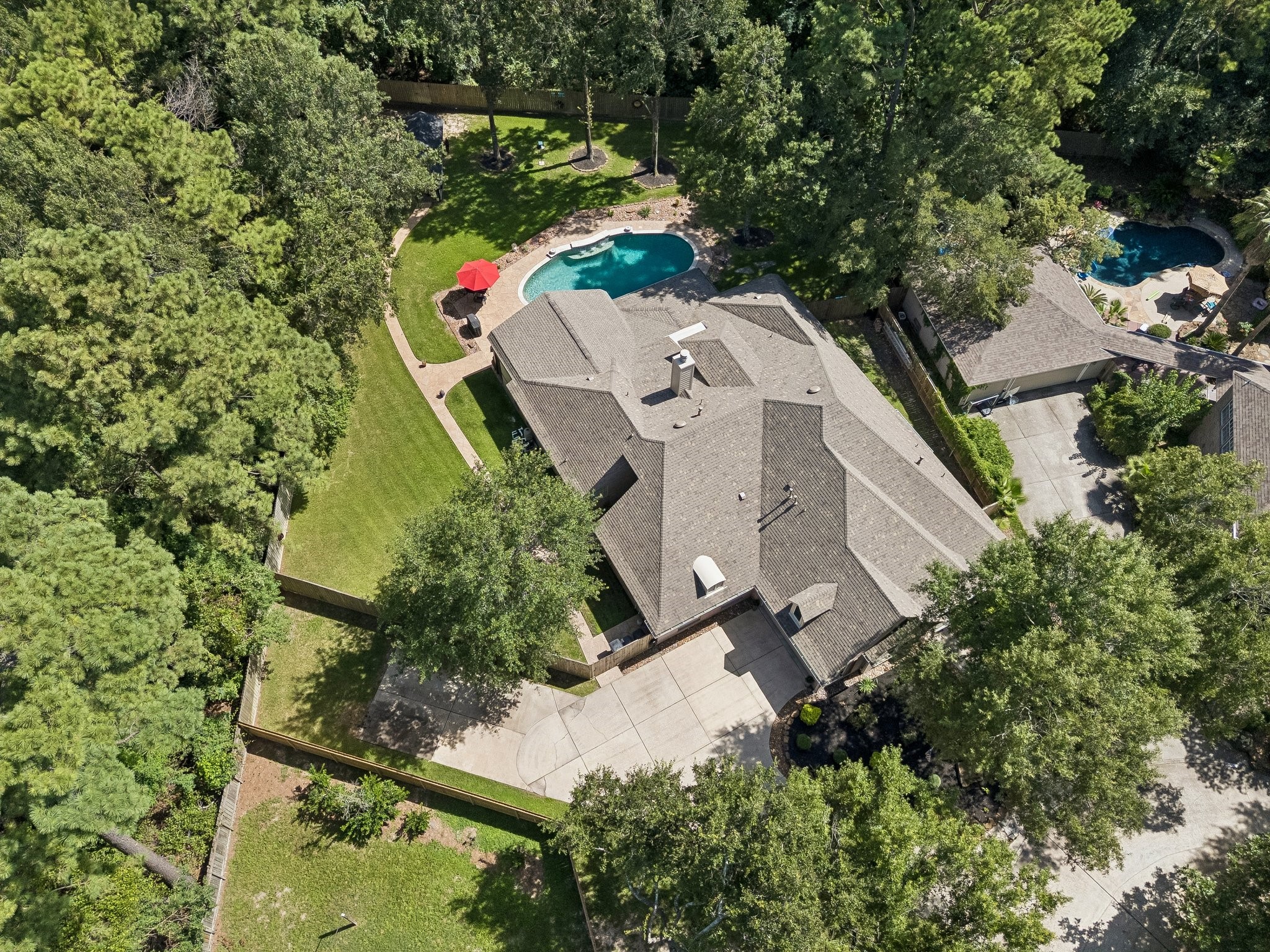 2102 Hickory Village Circle Property Photo 4