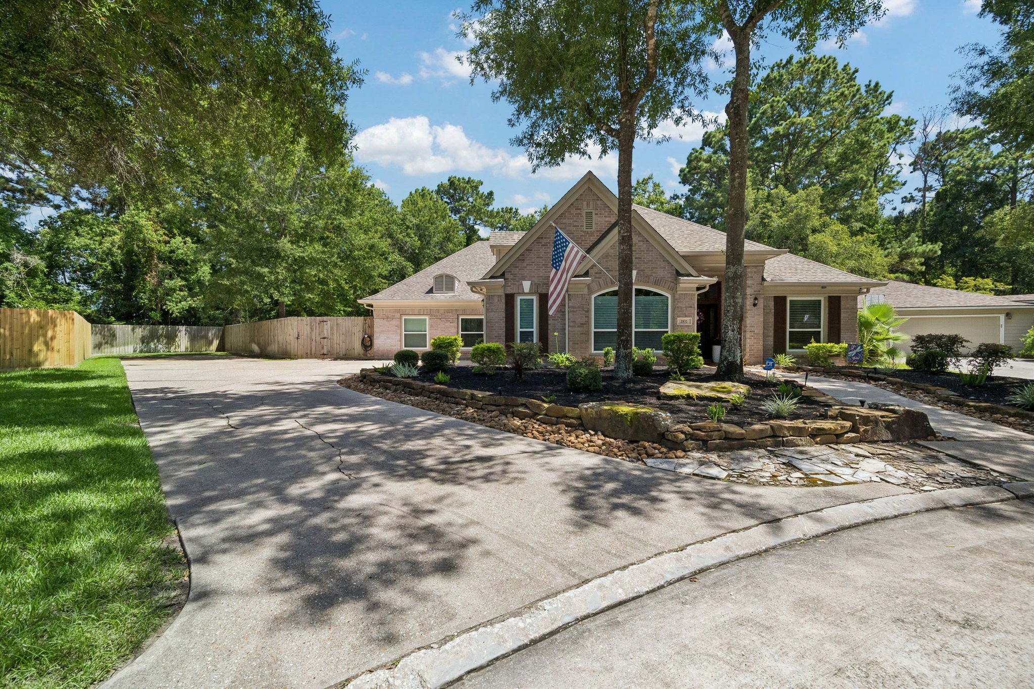 2102 Hickory Village Circle Property Photo 5