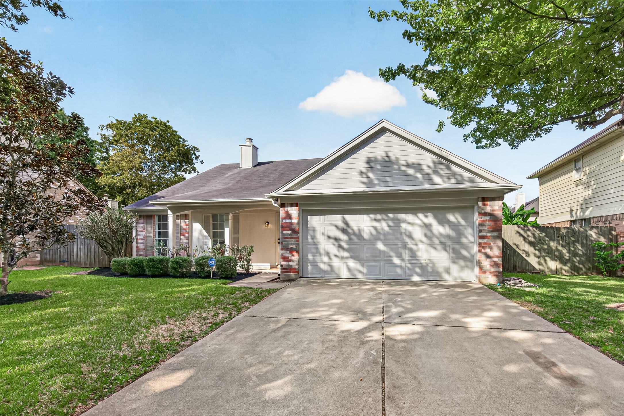 4706 Edinburgh Lane Property Photo 1