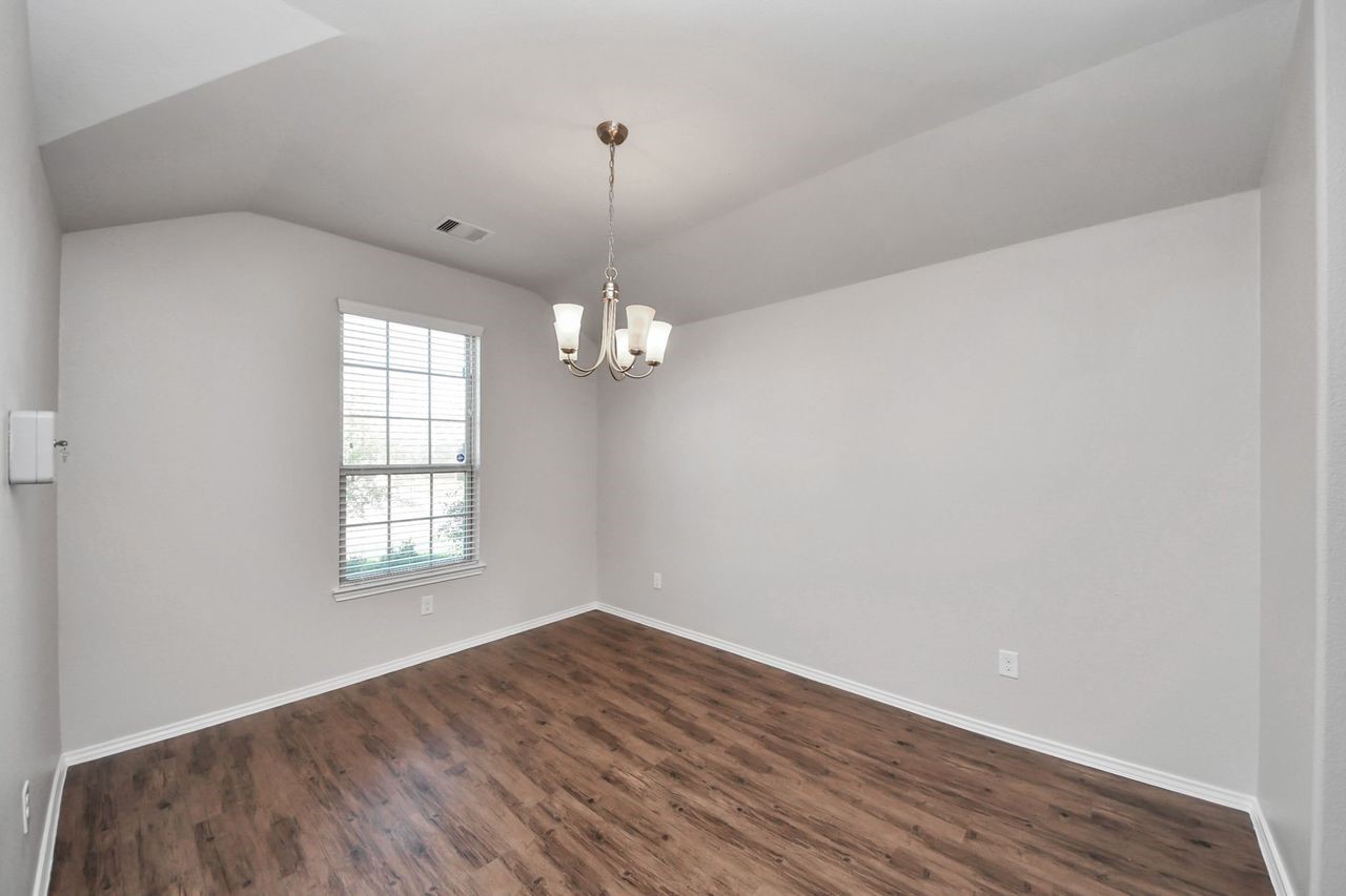 5410 Dovetail Arbor Trace Property Photo 5