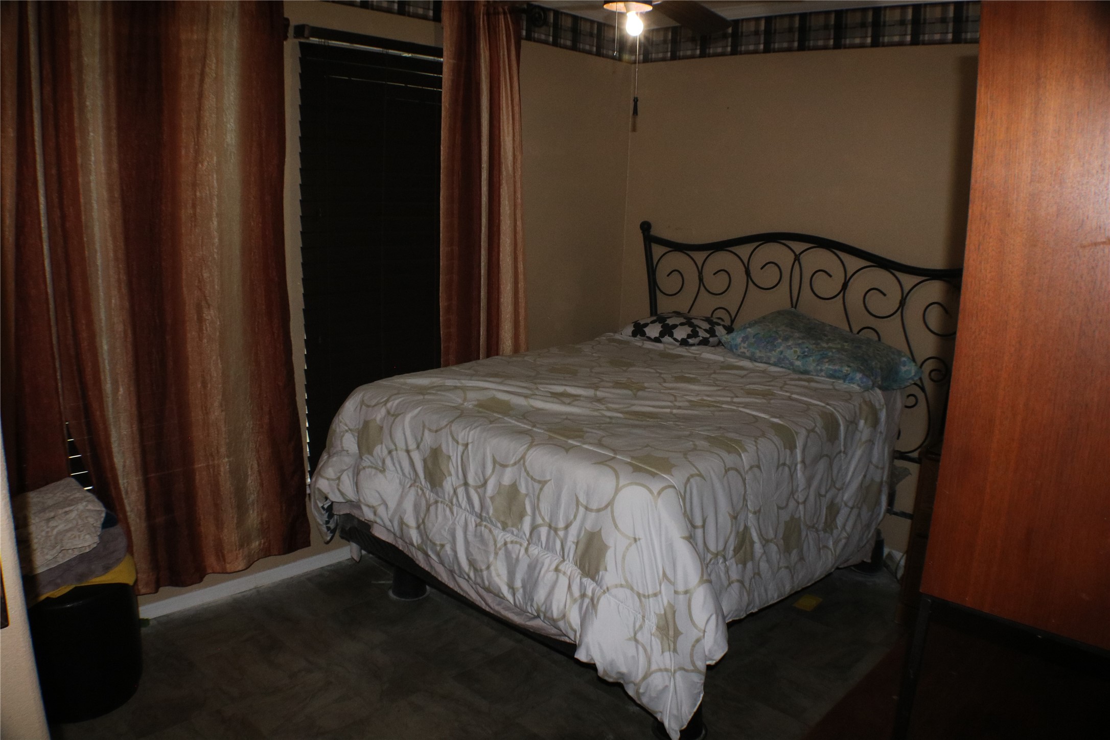 9401 Hillis Street Property Photo 11