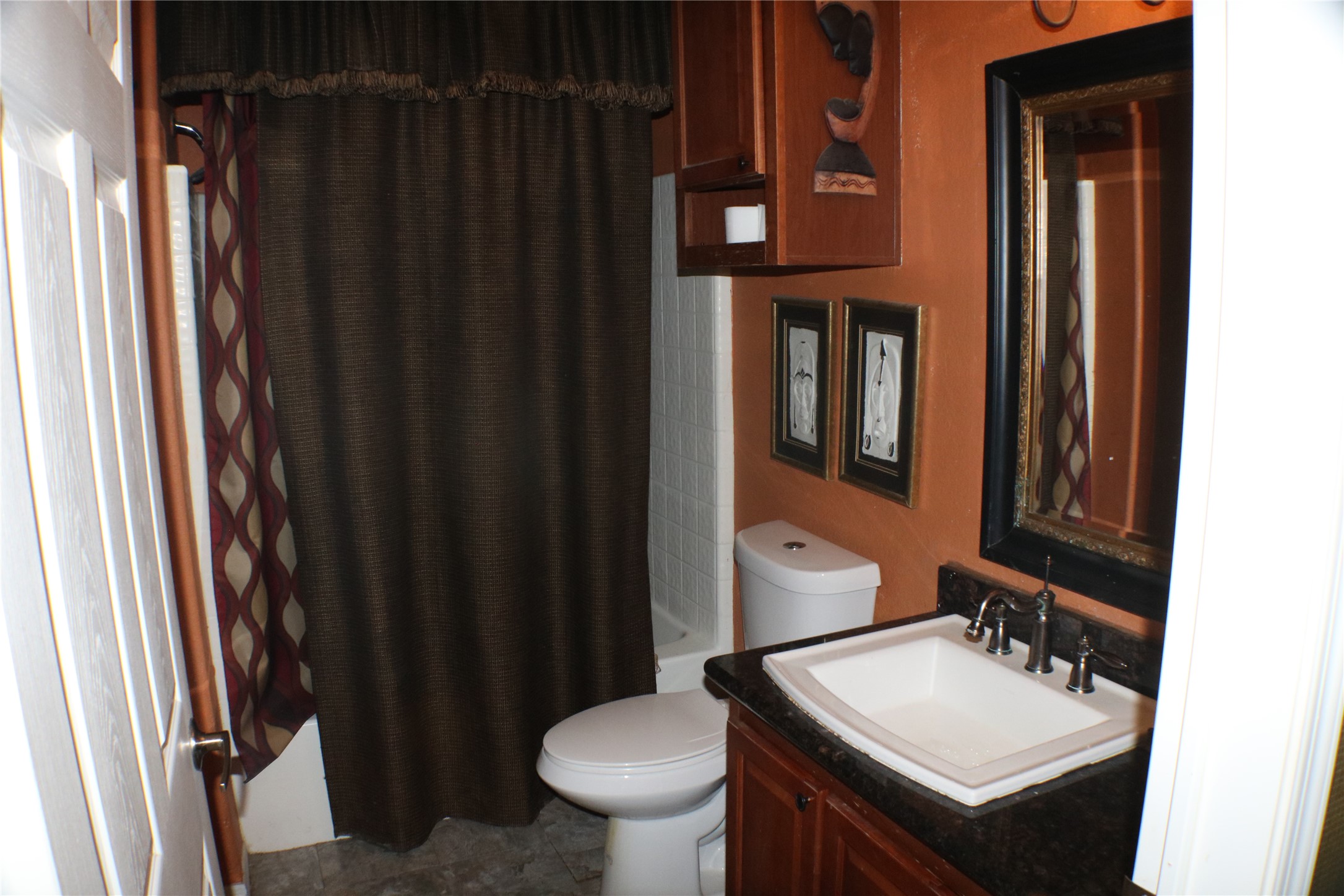 9401 Hillis Street Property Photo 12
