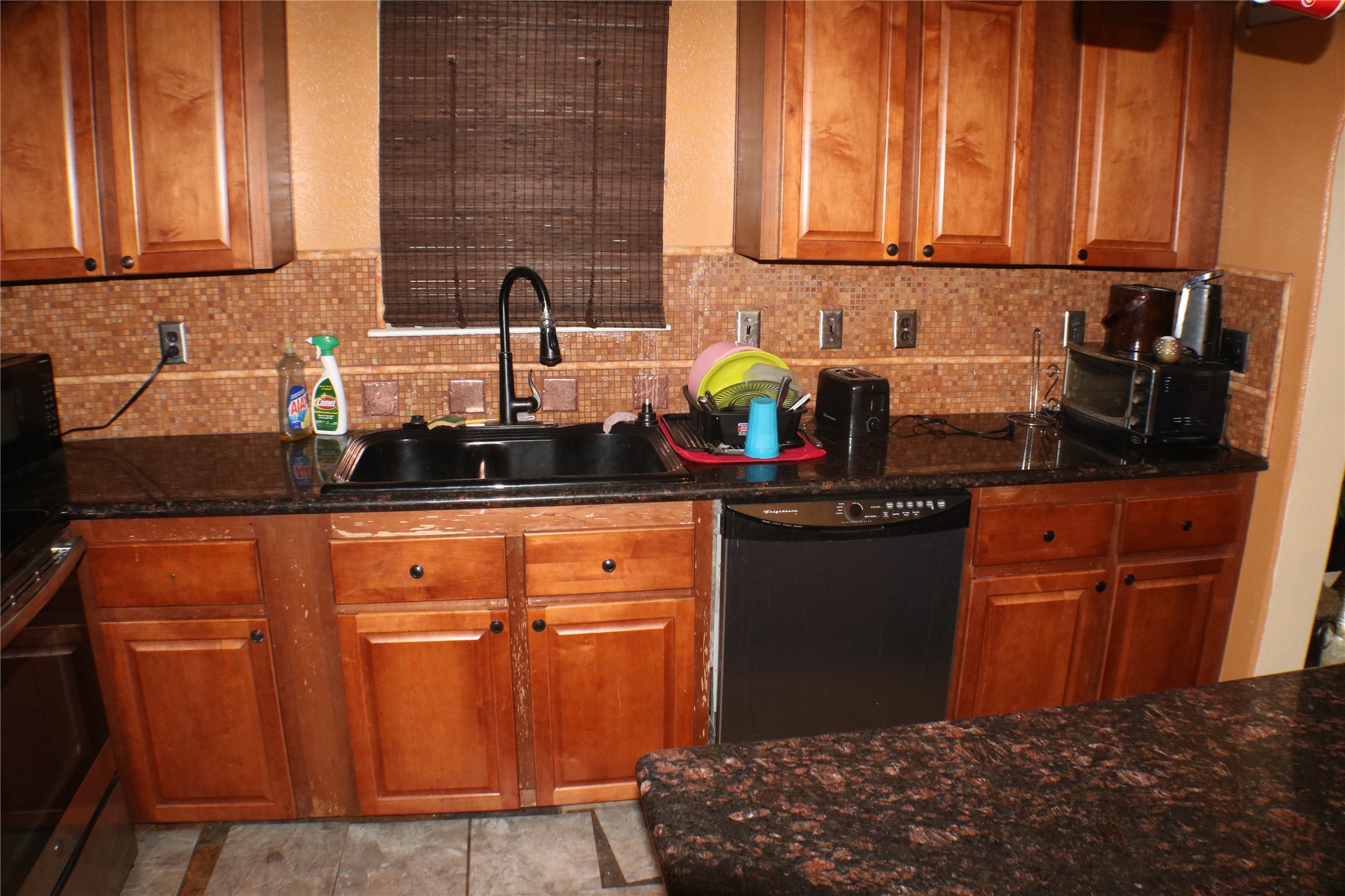 9401 Hillis Street Property Photo 16