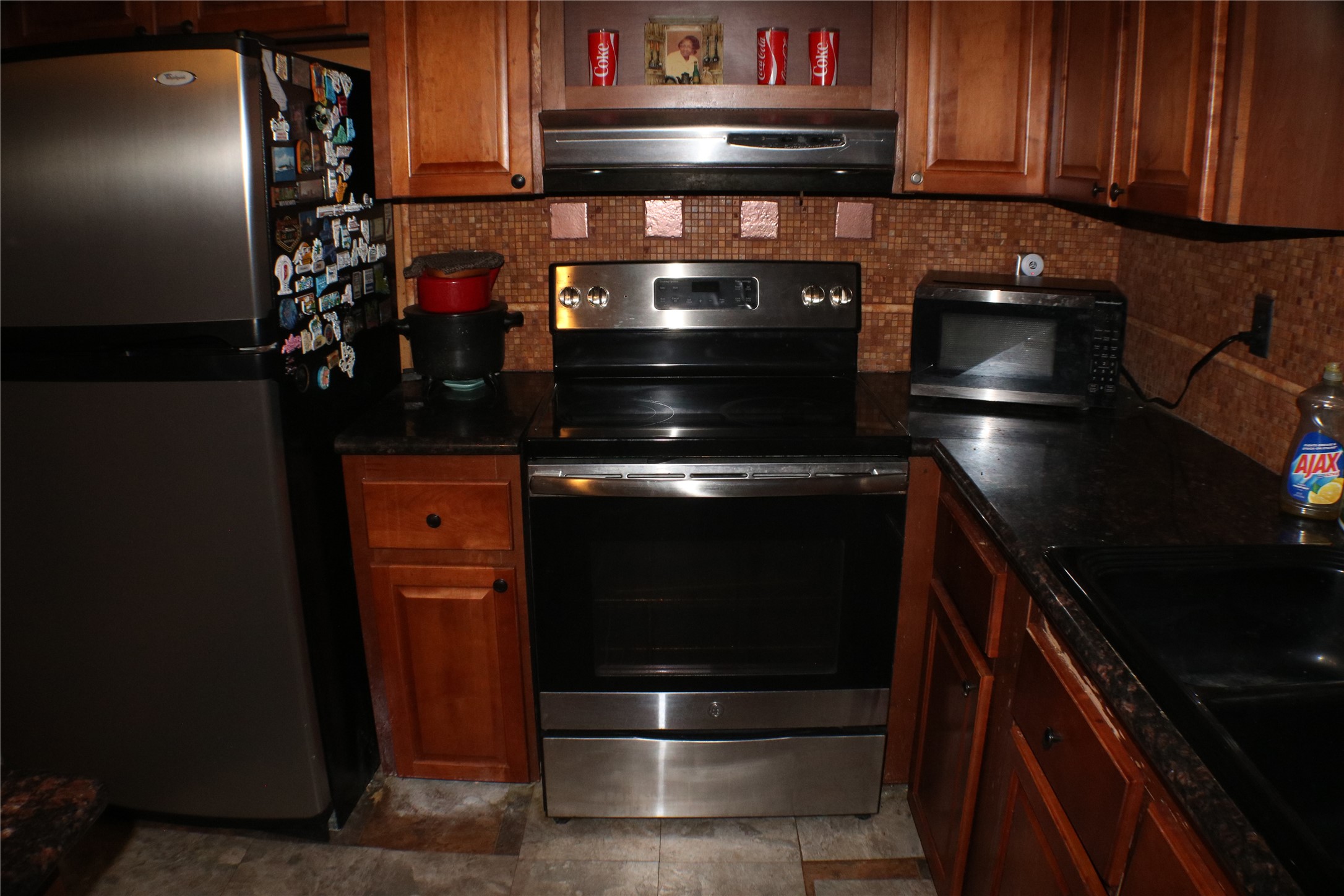 9401 Hillis Street Property Photo 18